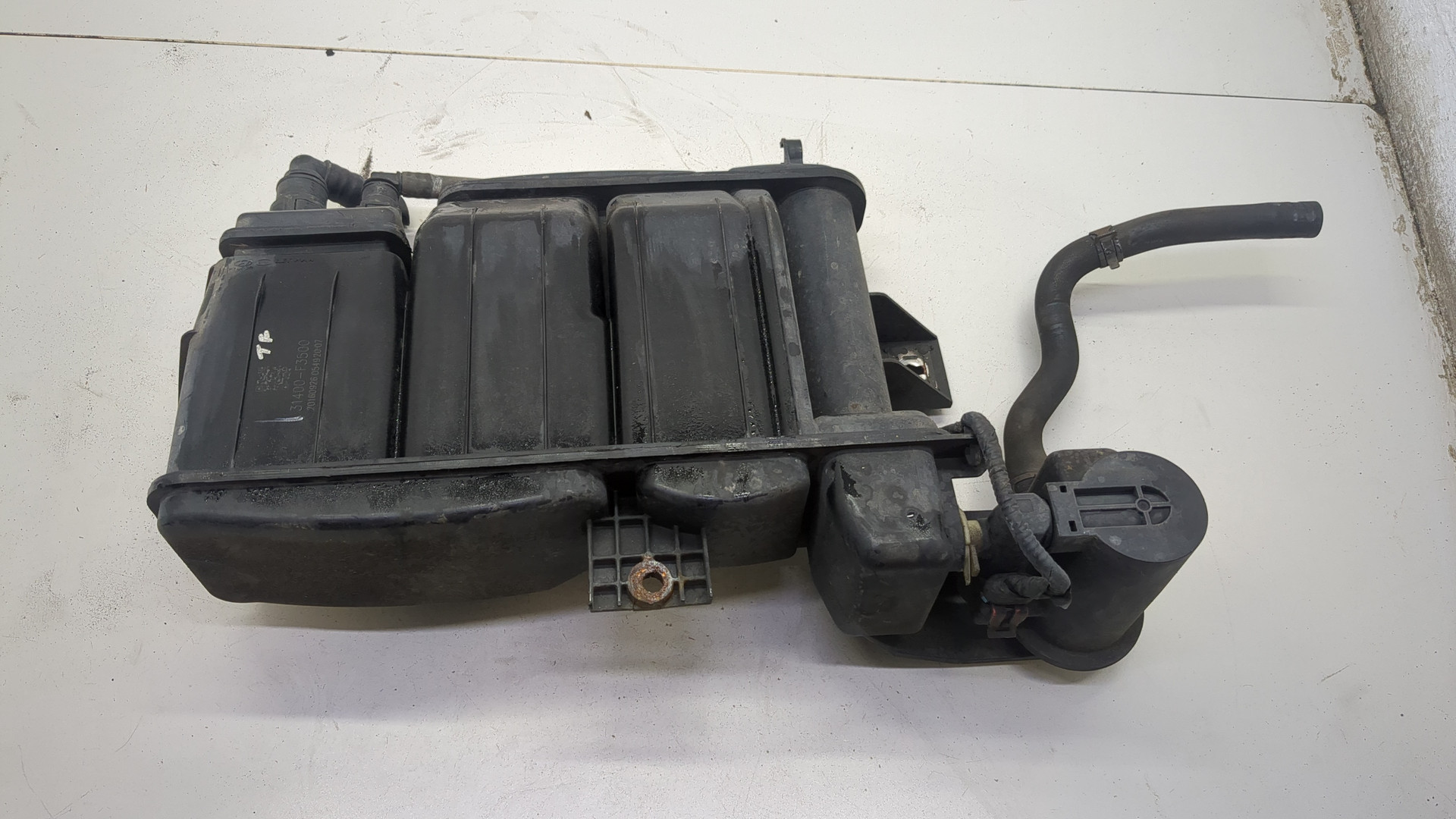 Абсорбер (фильтр угольный)