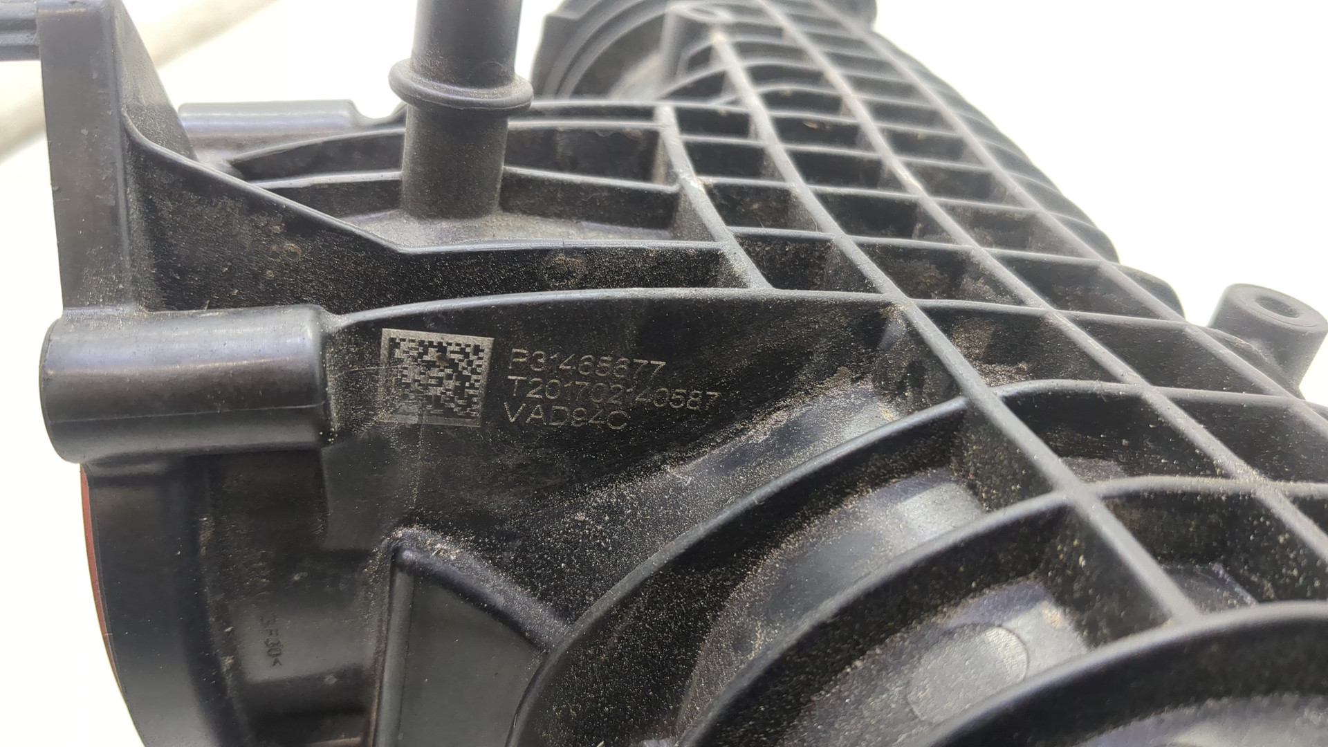 Коллектор впускной