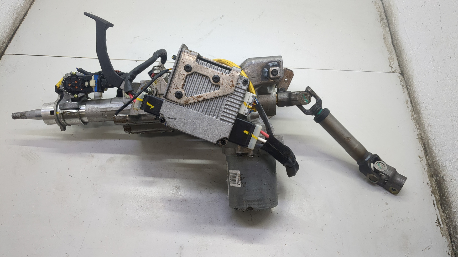 Серводвигатель рулевой рейки