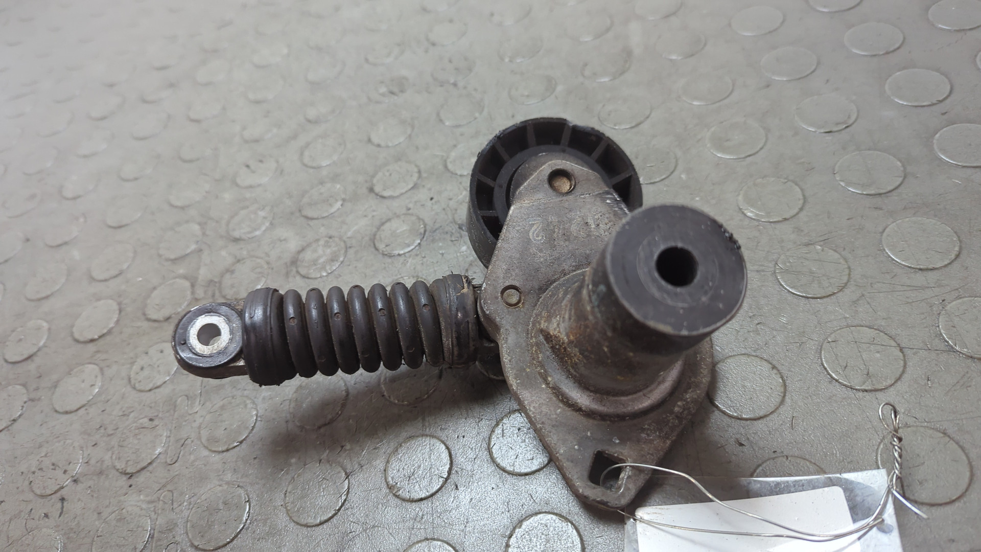 Натяжитель ремня