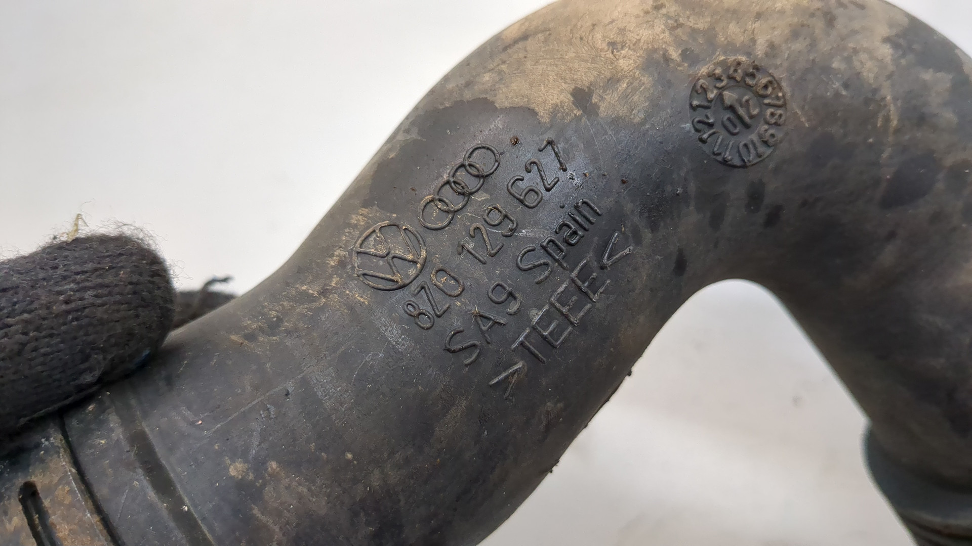 Патрубок воздушного фильтра