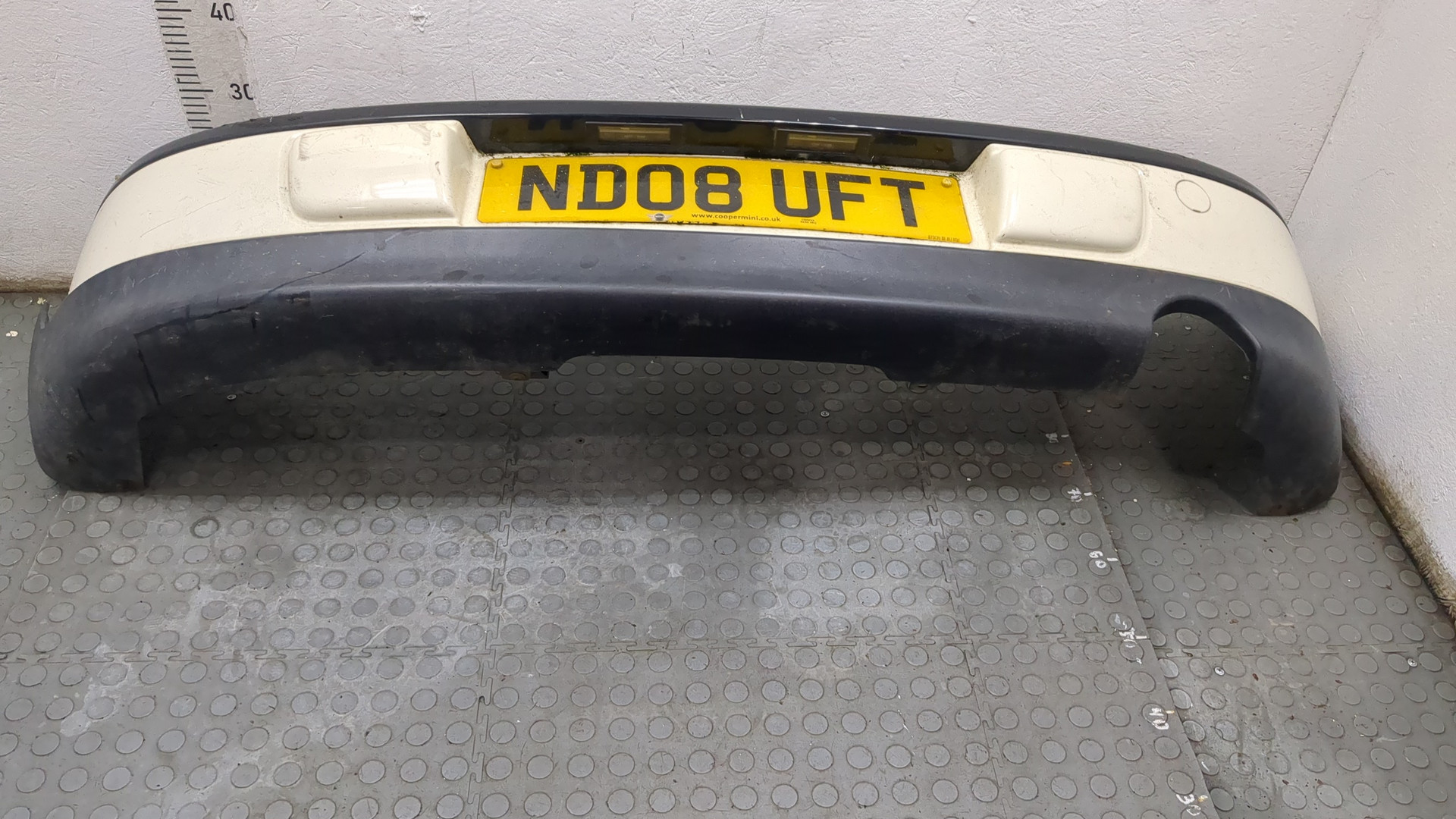 Бампер задний