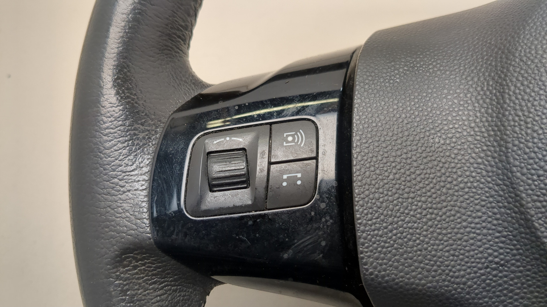 Рулевое колесо (руль)