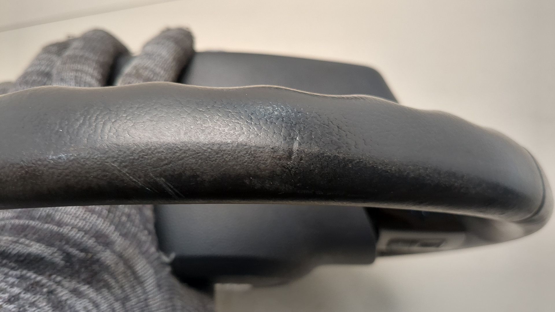 Рулевое колесо (руль)