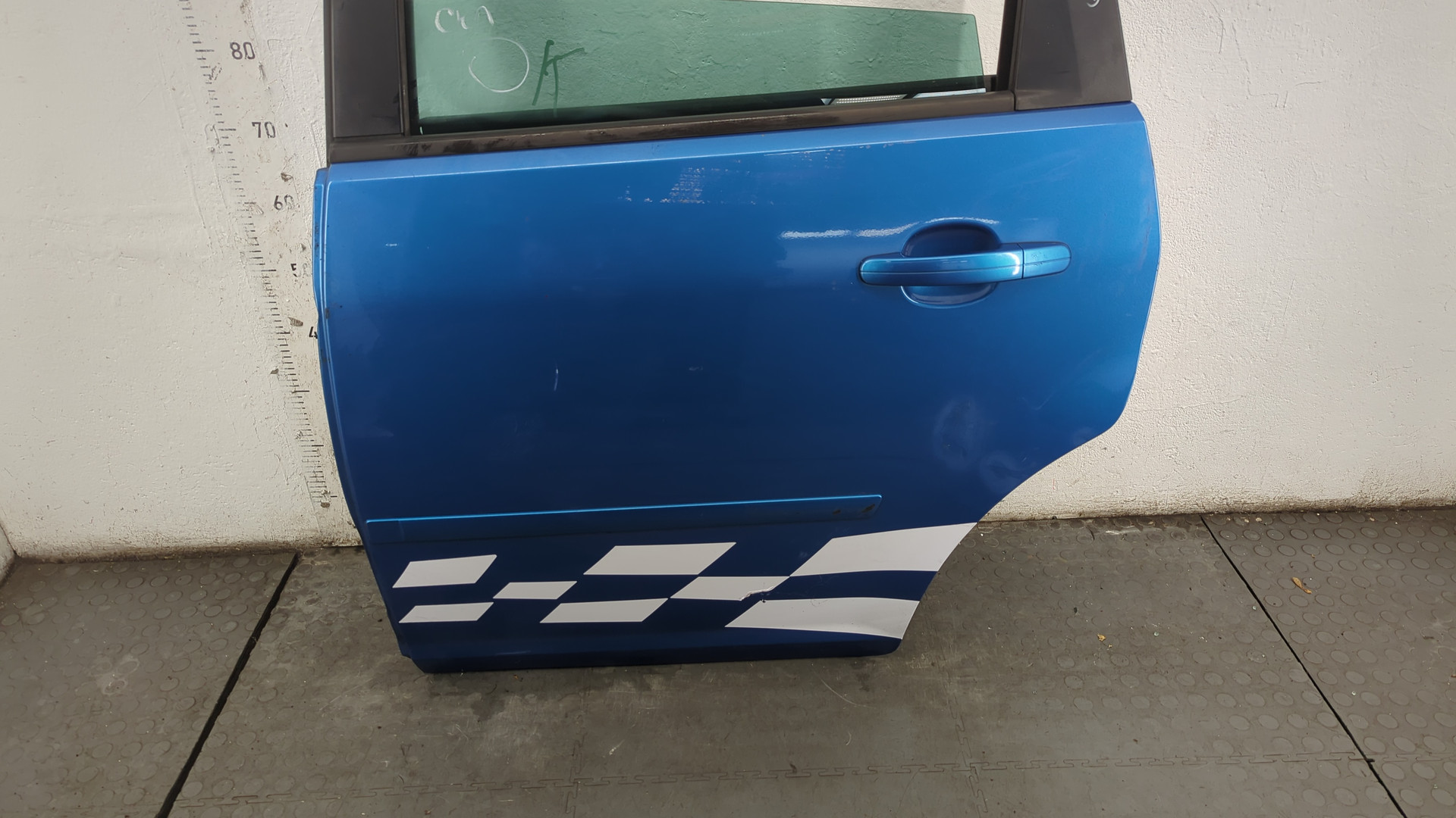 Дверь задняя левая