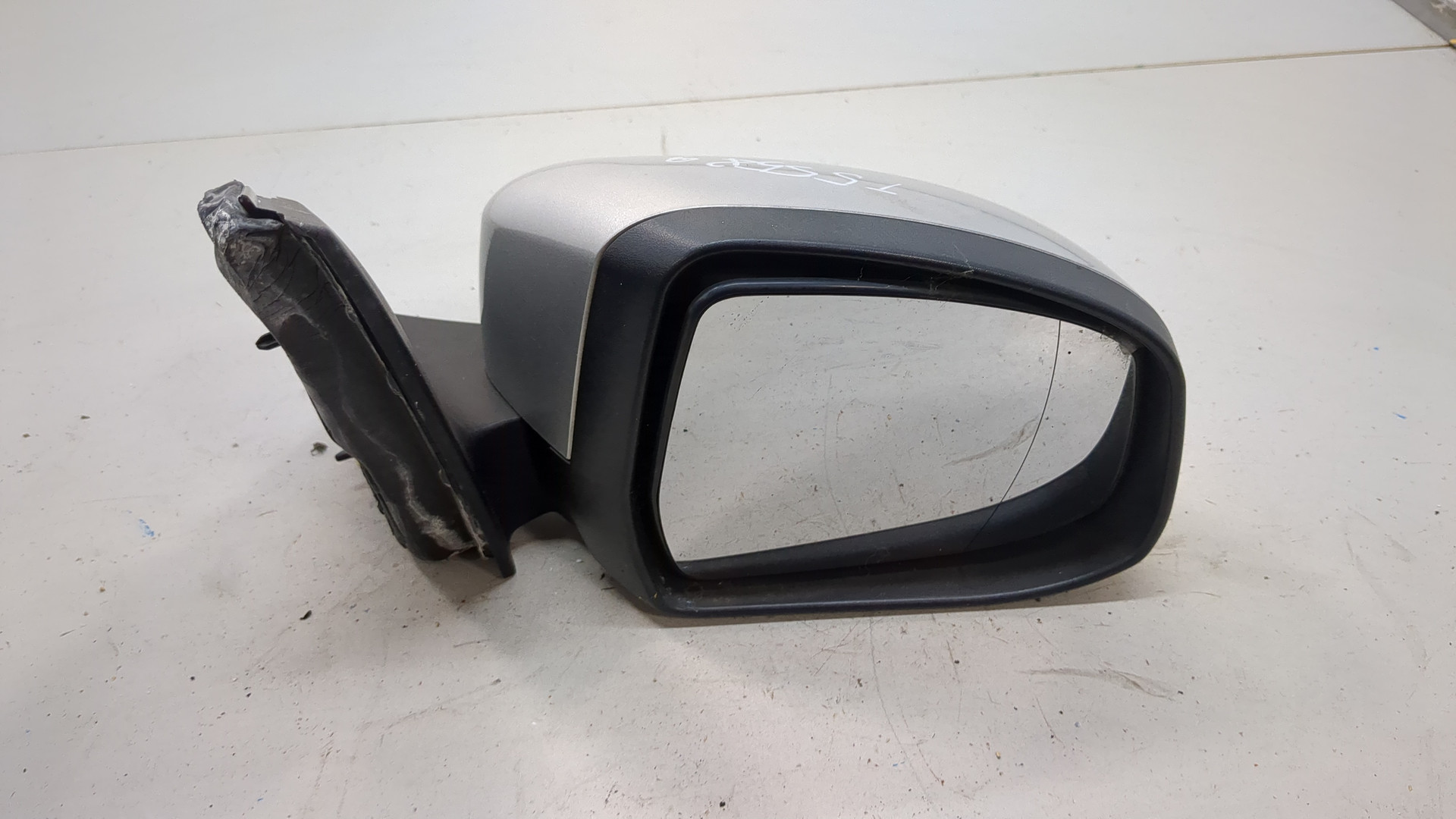 Зеркало правое электрическое