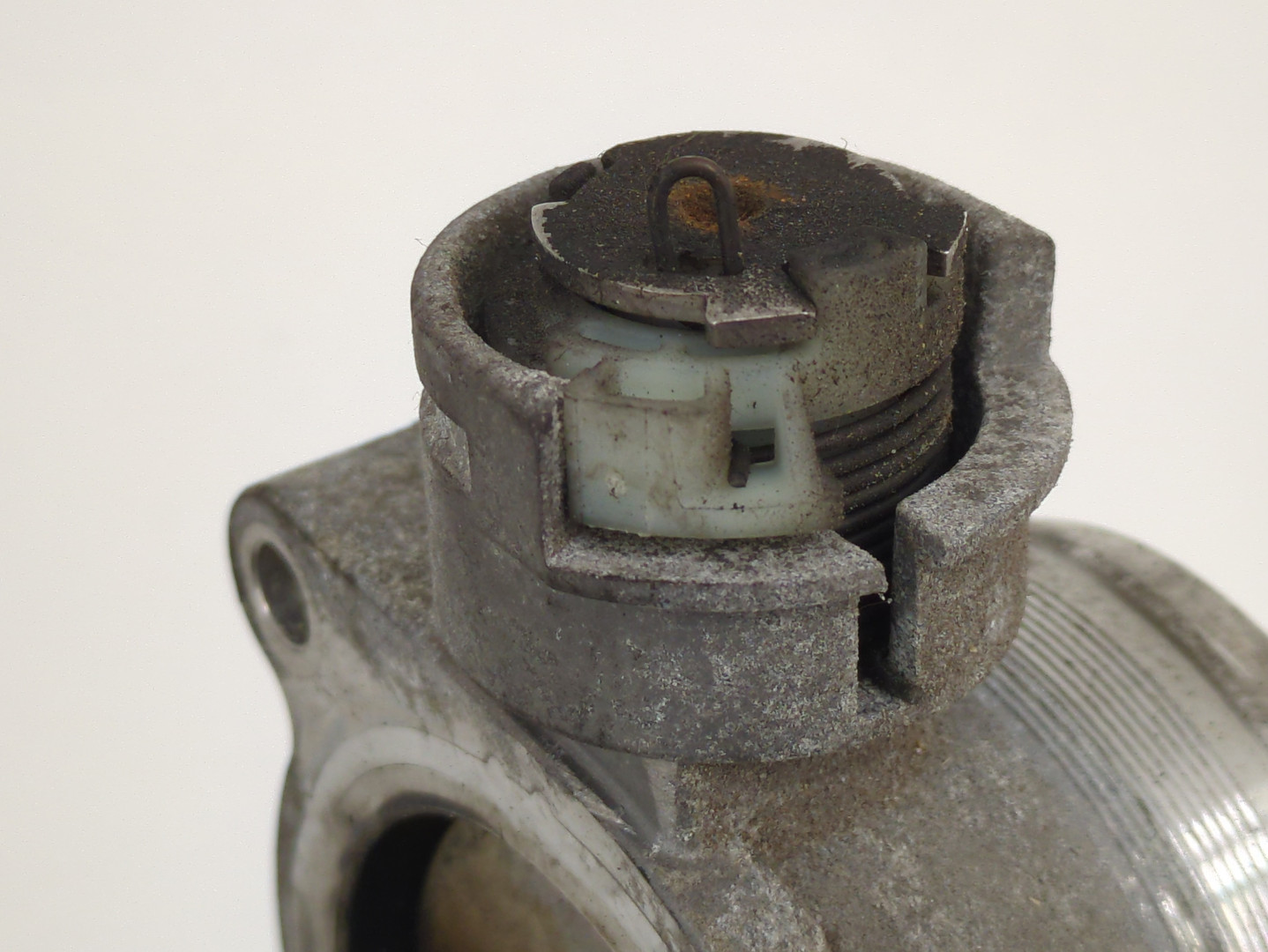 Заслонка дроссельная электрическая