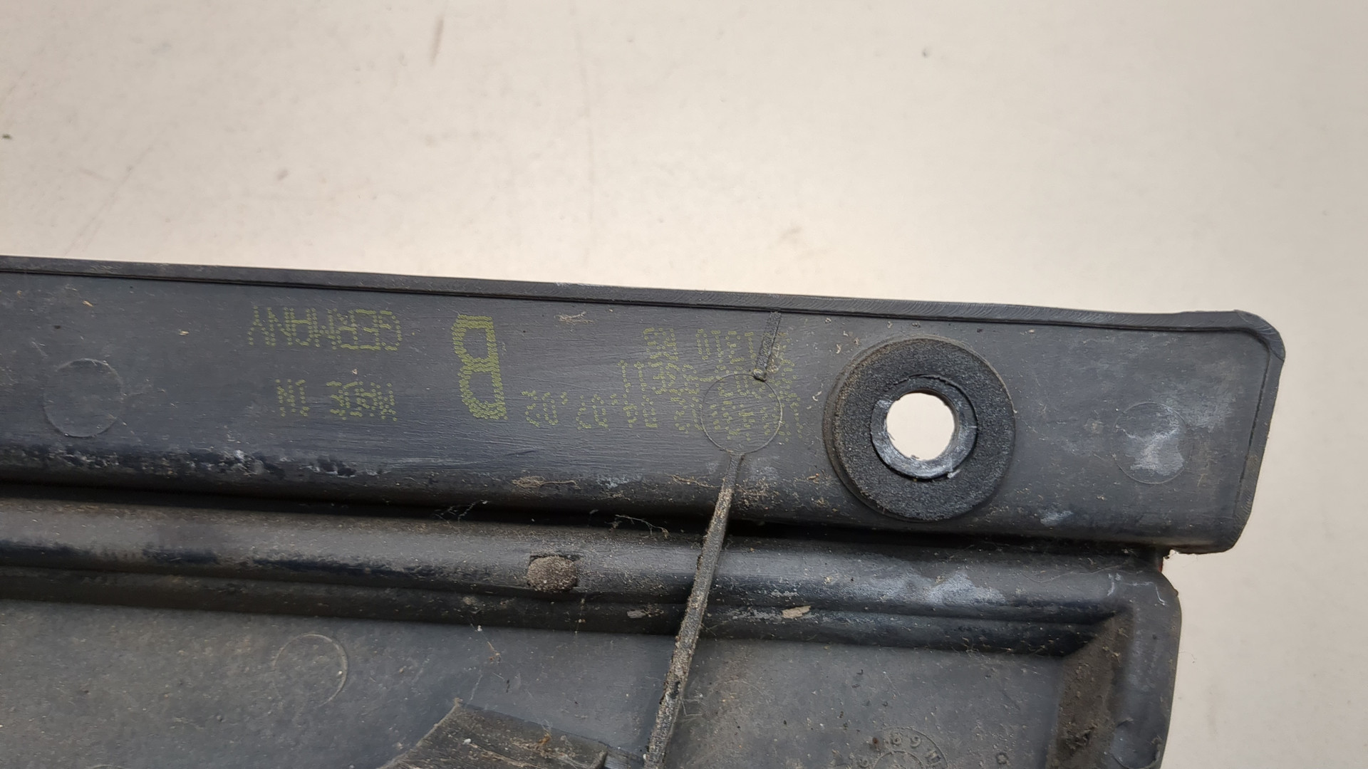 Фонарь задний правый