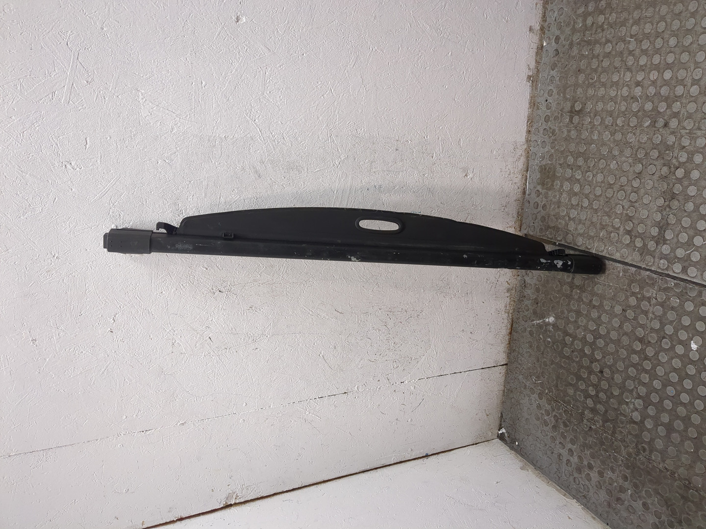 Шторка багажника