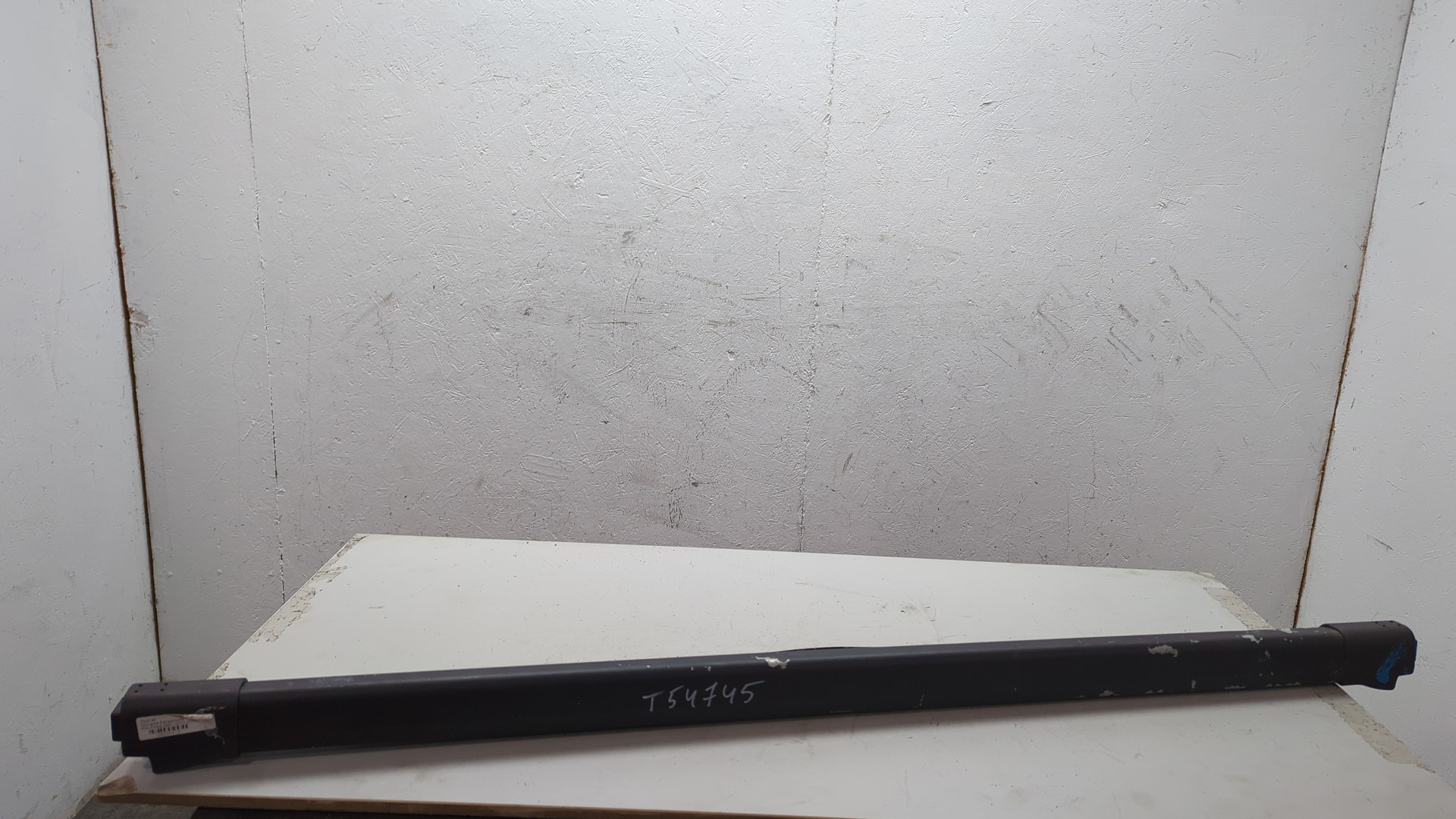 Шторка багажника