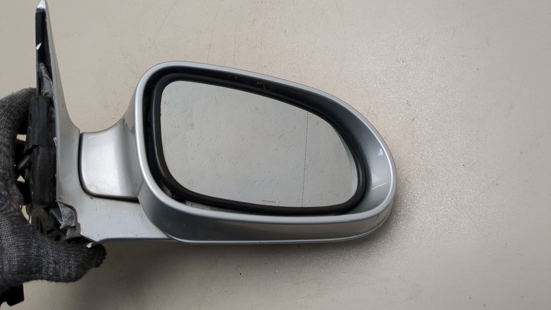 Зеркало правое электрическое