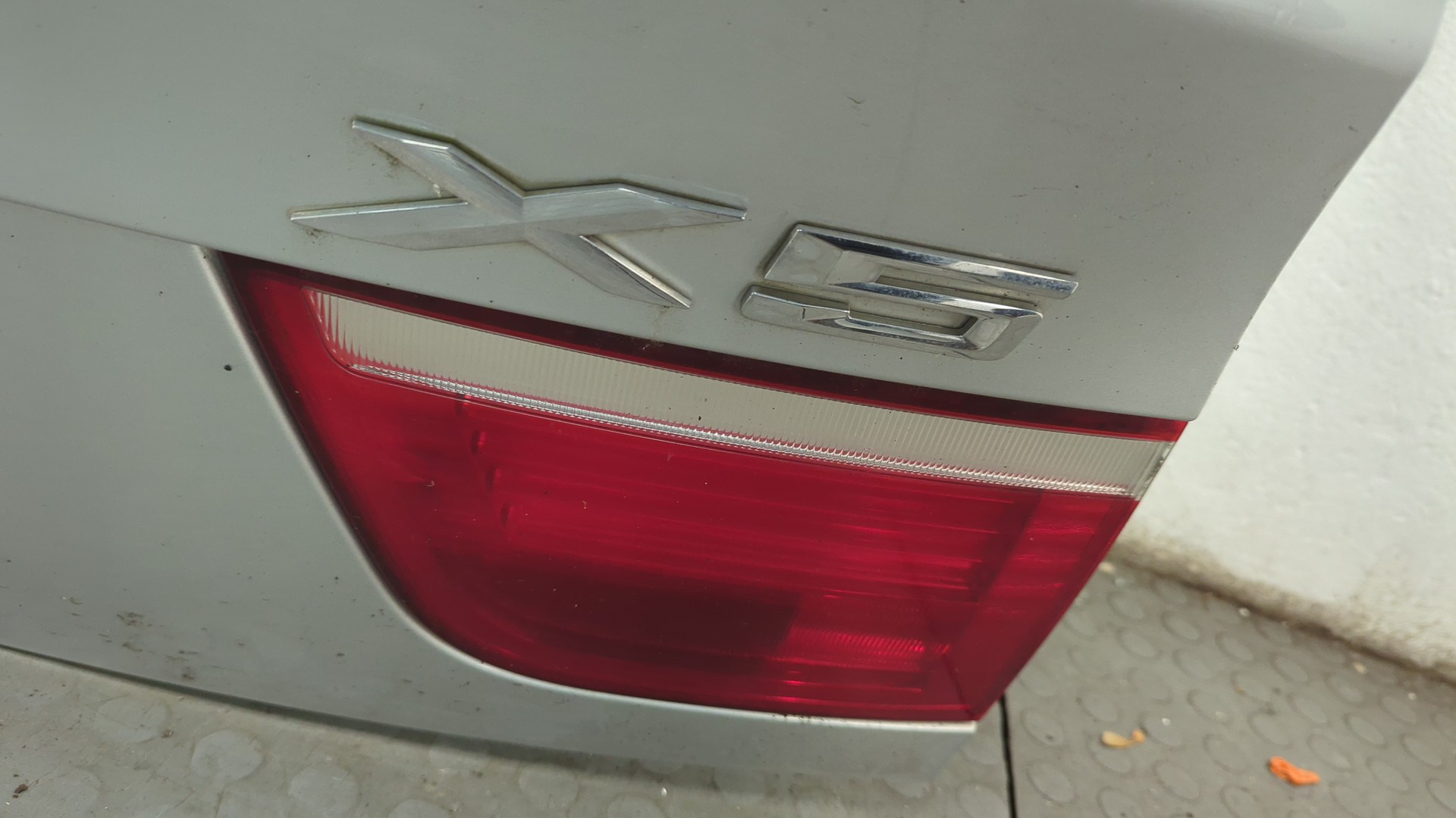 Дверь багажника