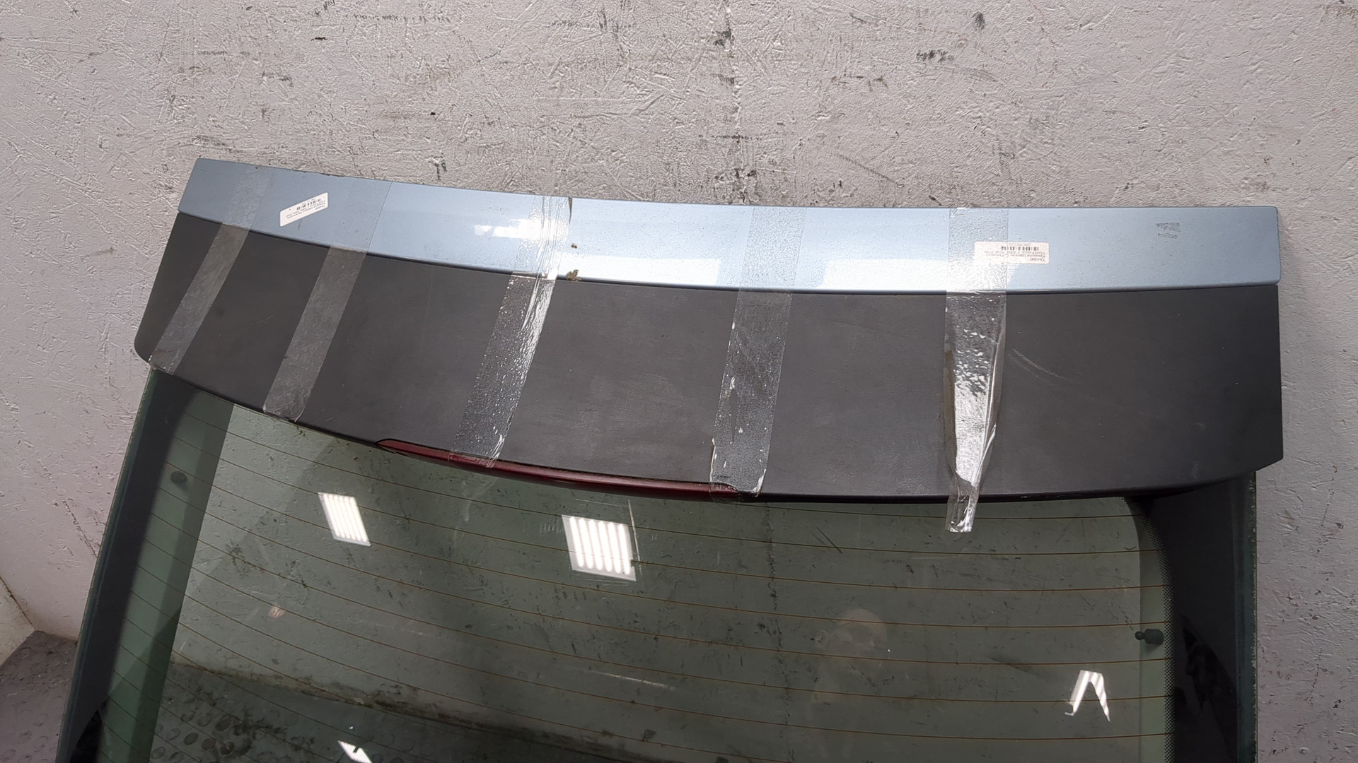 Дверь багажника