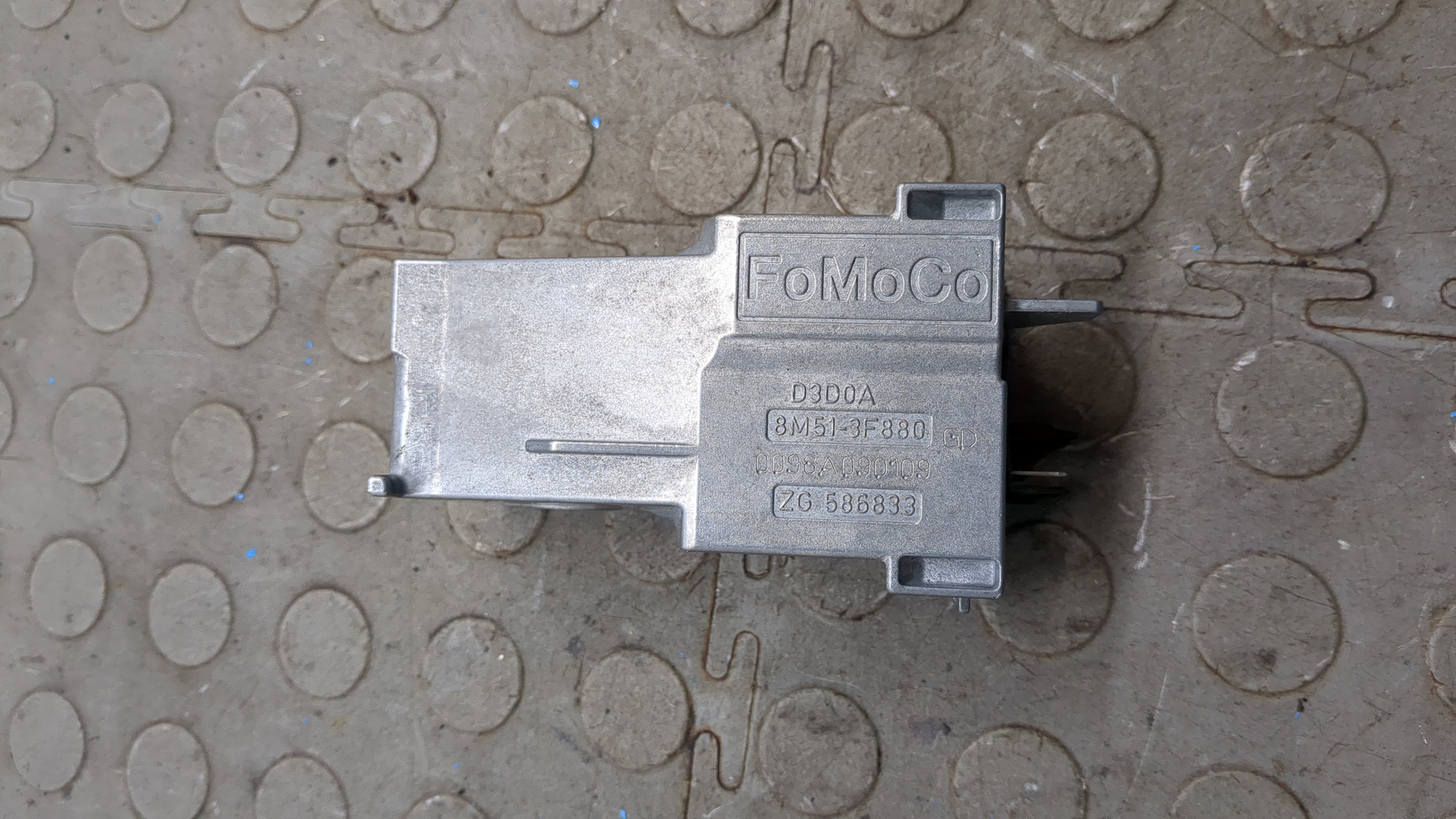 Замок рулевого управления