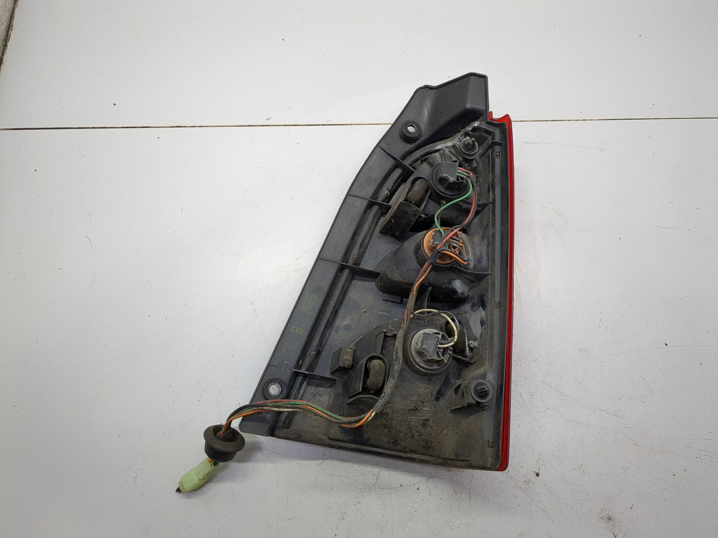 Фонарь задний левый