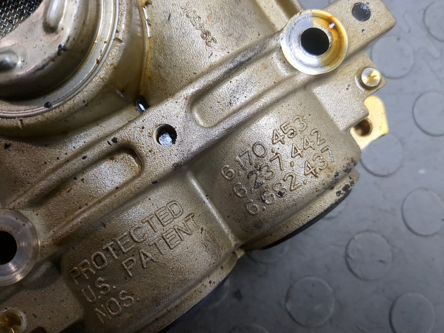 Насос масляный