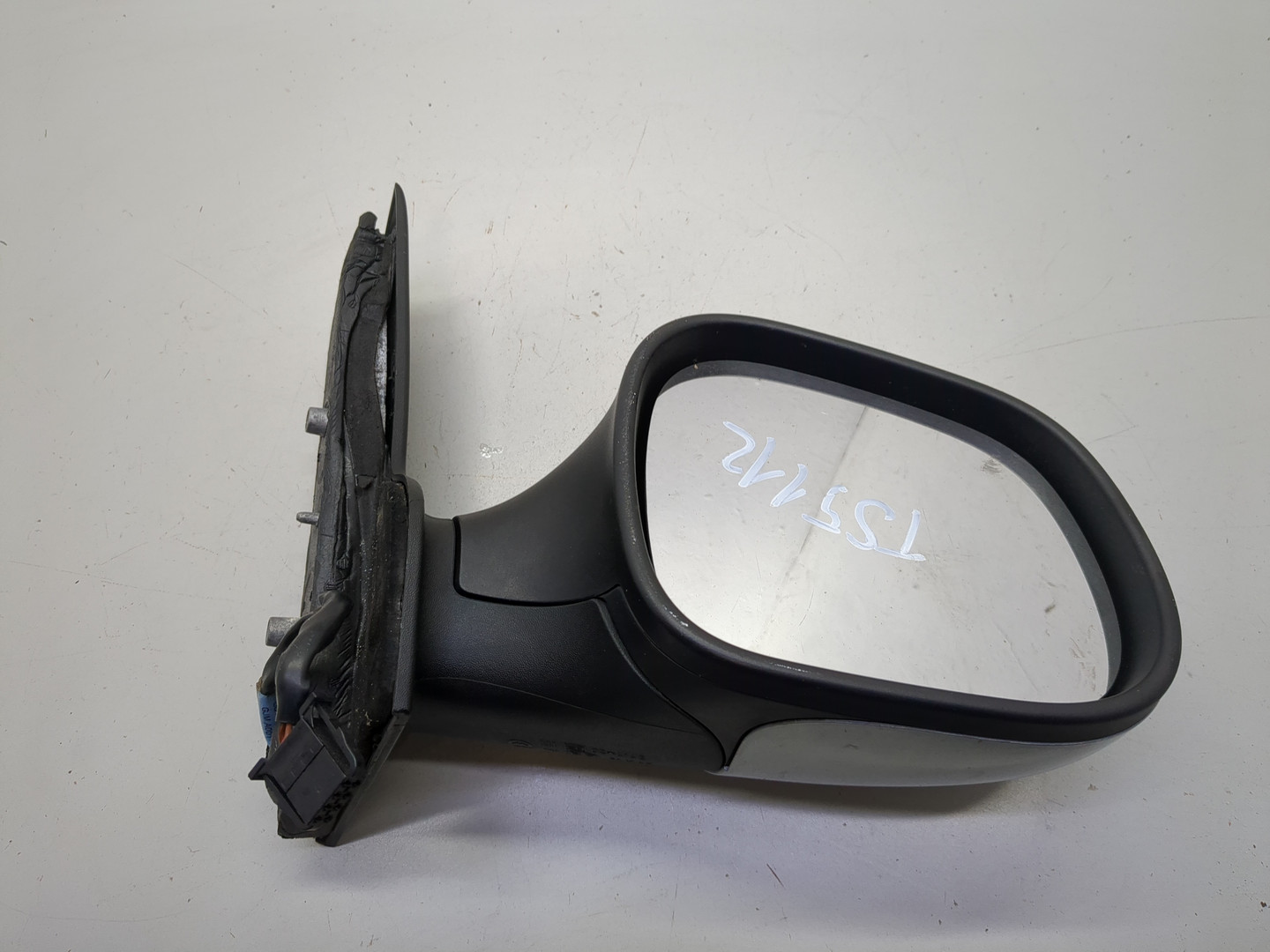 Зеркало правое электрическое