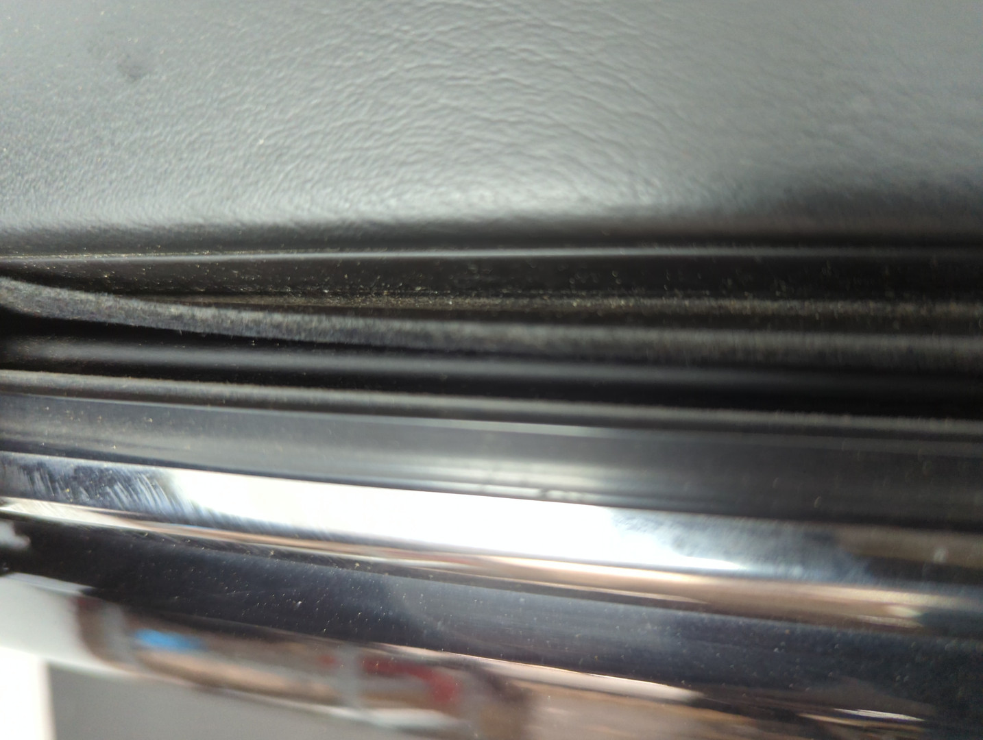 Дверь задняя левая