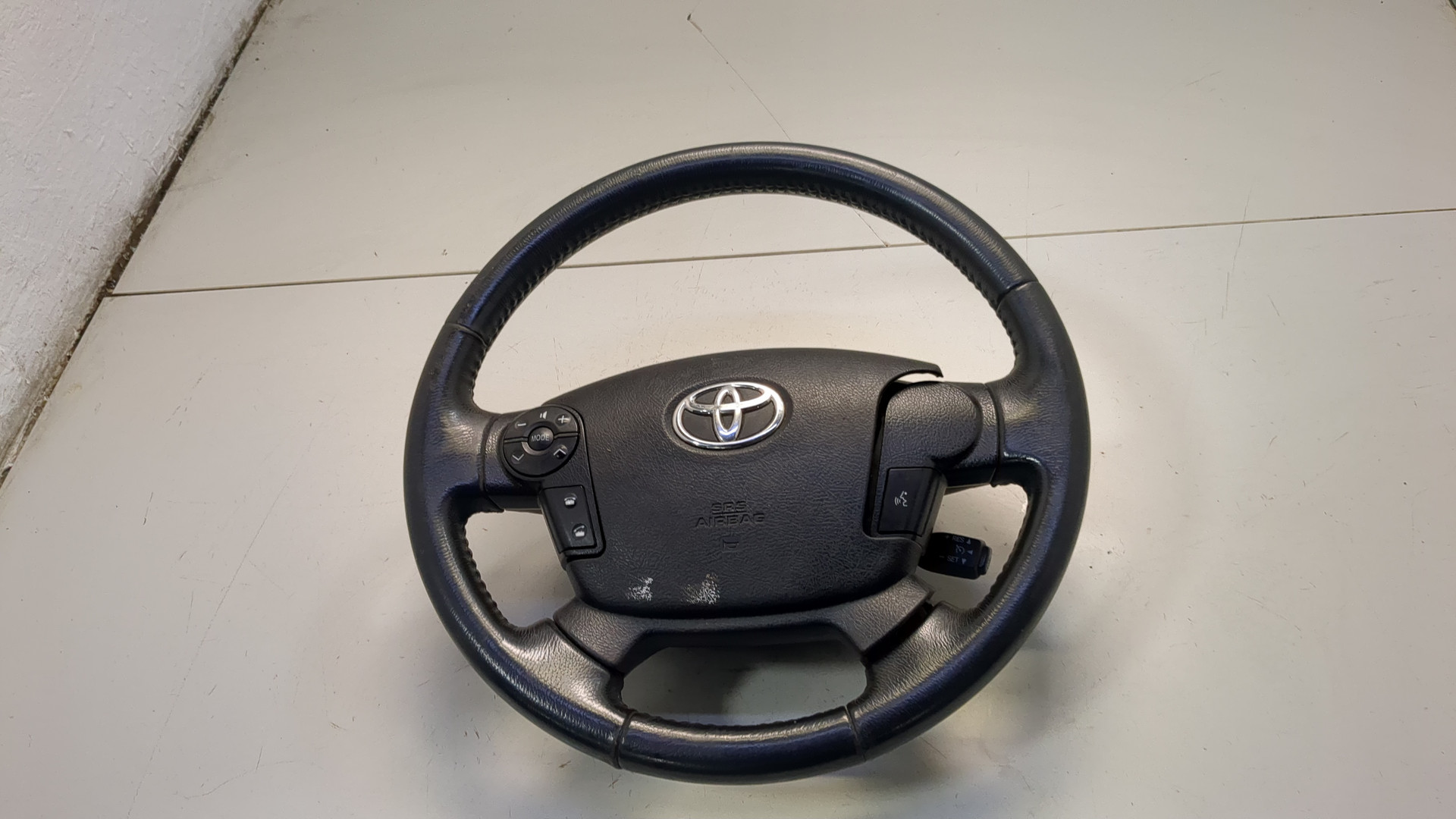 Рулевое колесо (руль)