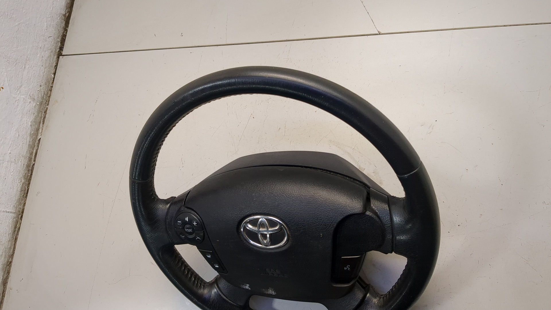 Рулевое колесо (руль)