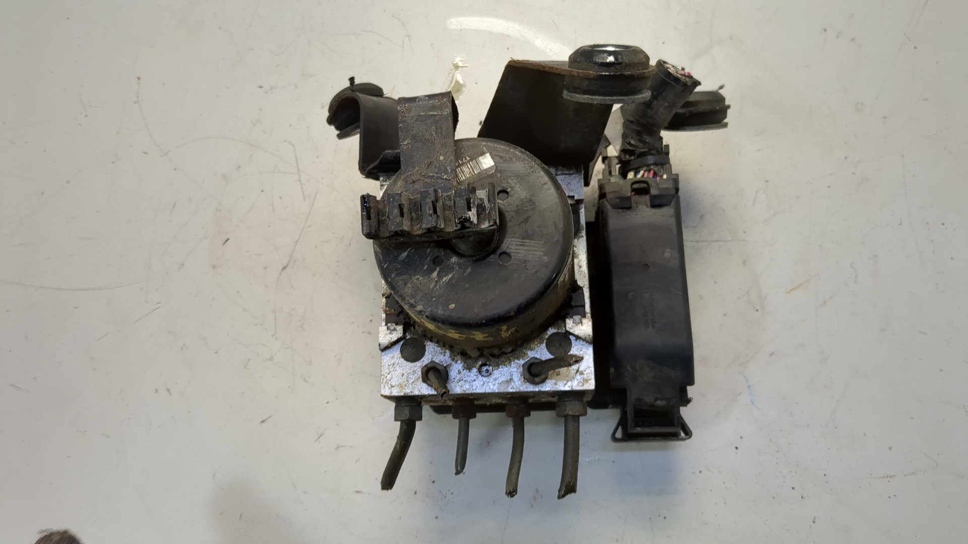 Блок ABS (насос)