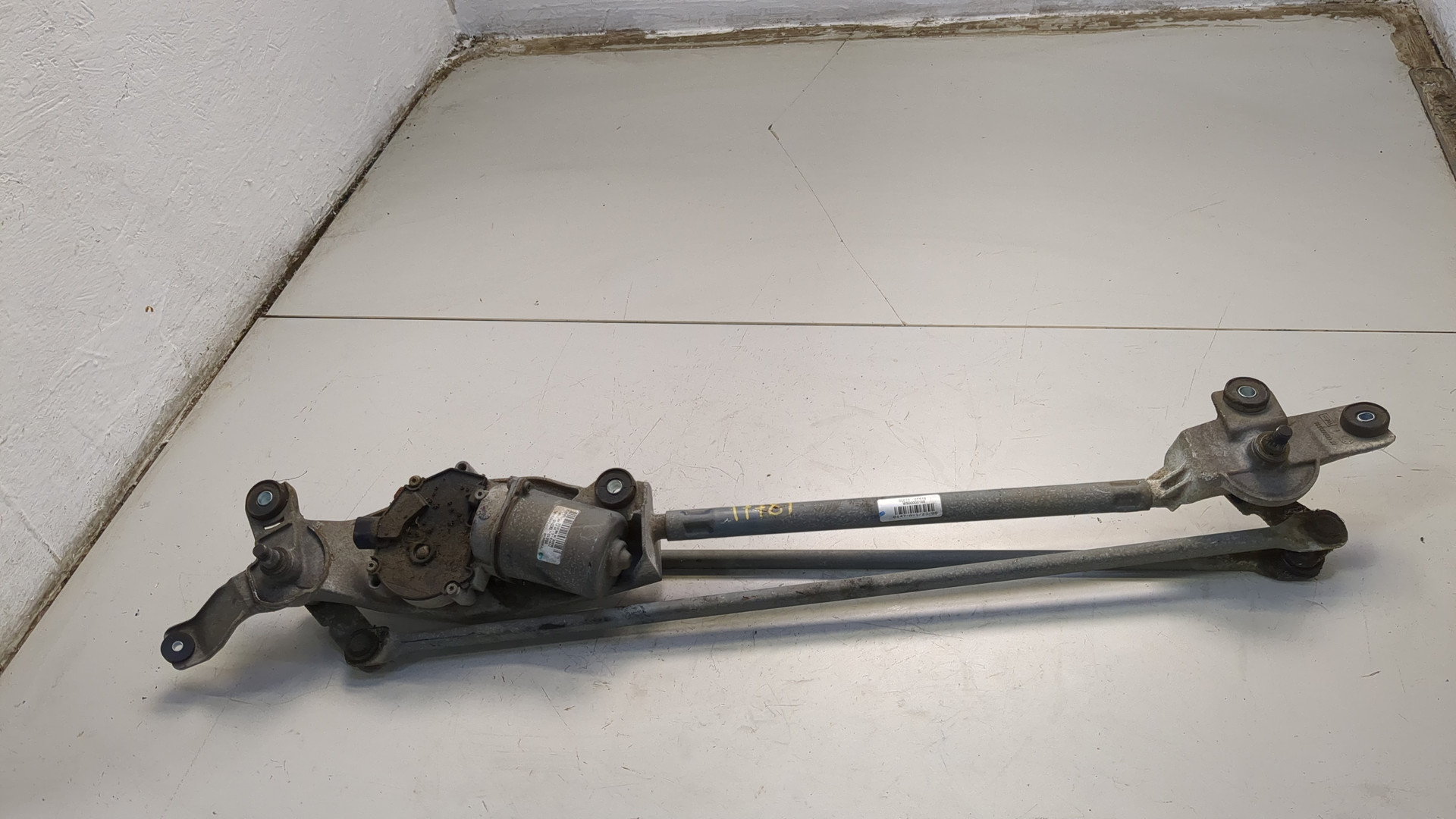 Трапеция стеклоочистителей