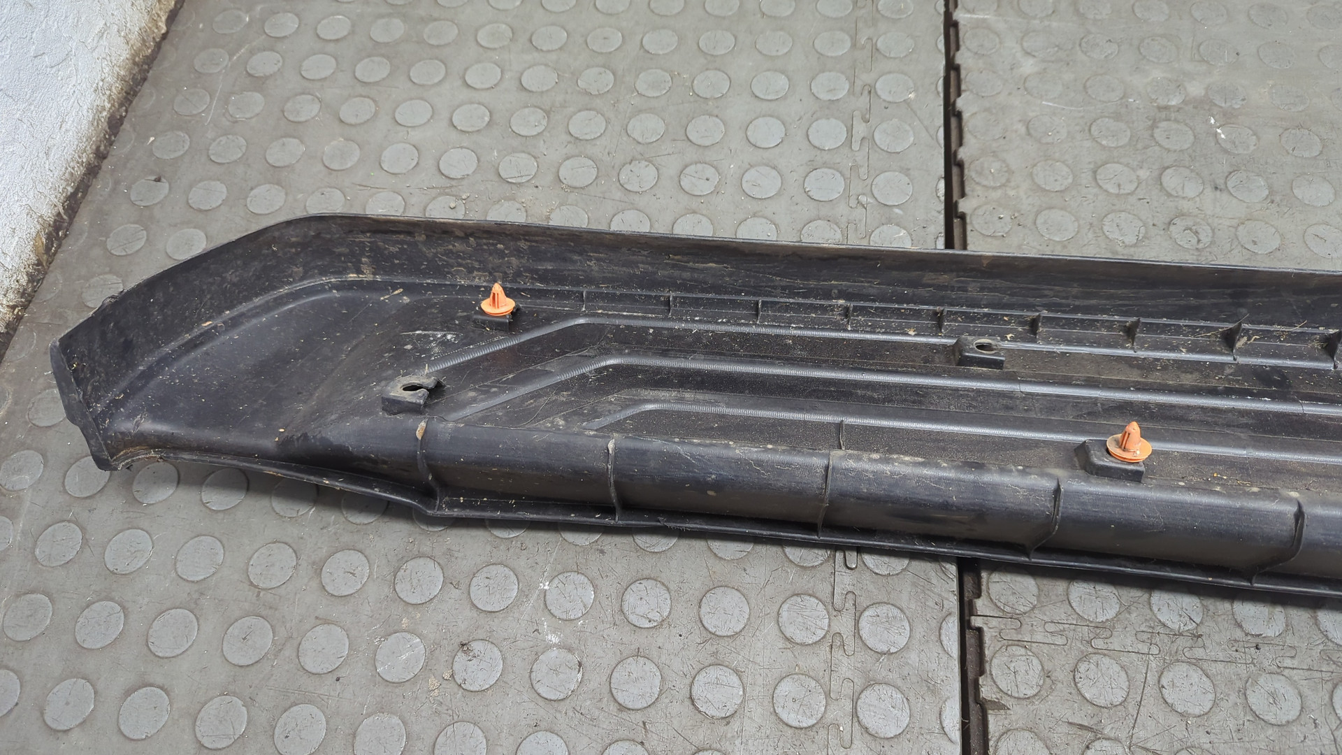 Накладка на подножку