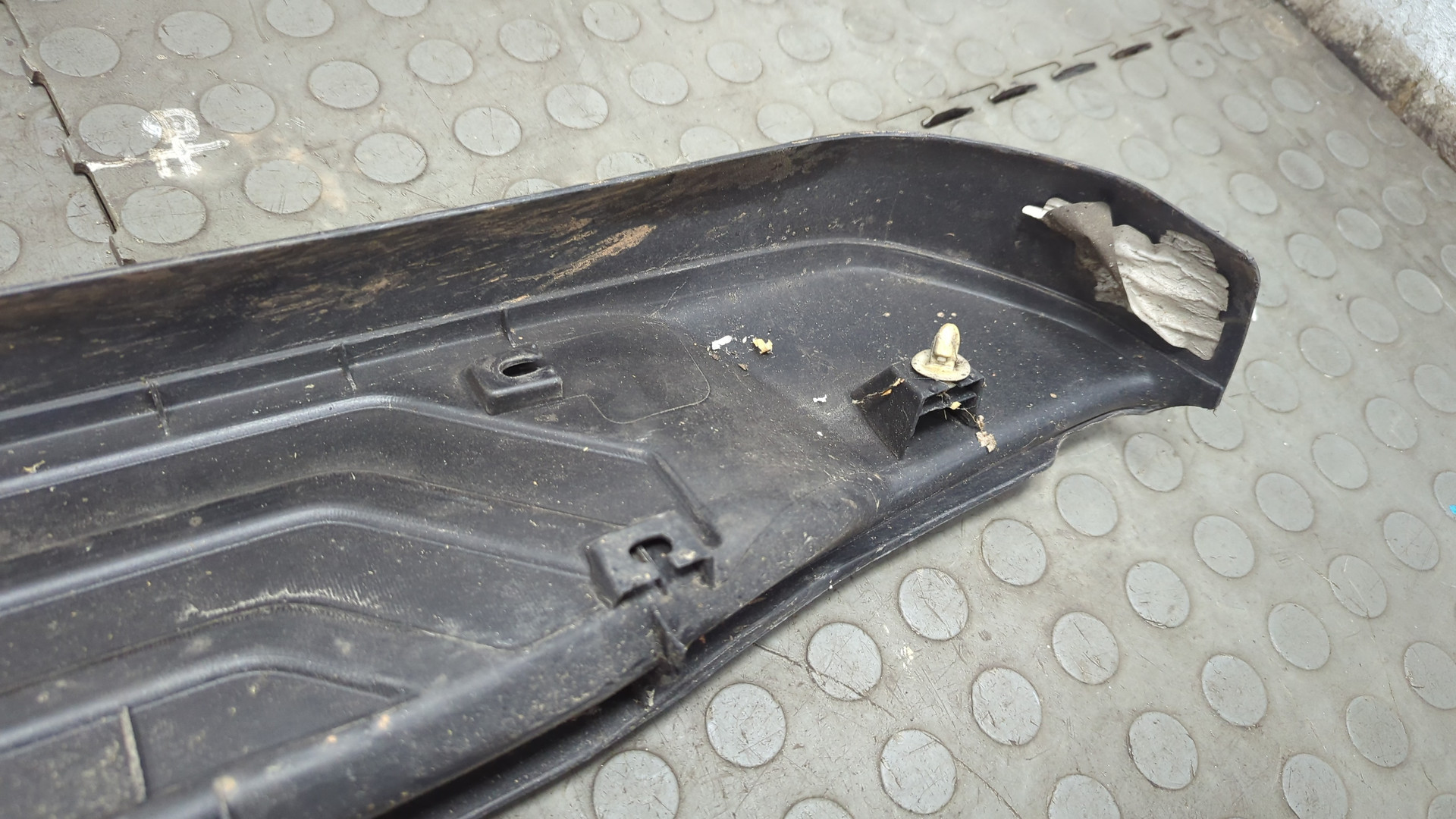 Накладка на подножку