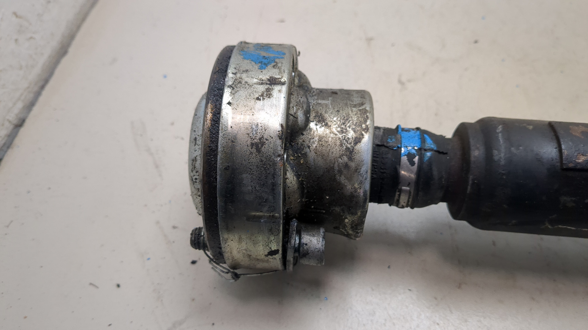 Вал карданный передний