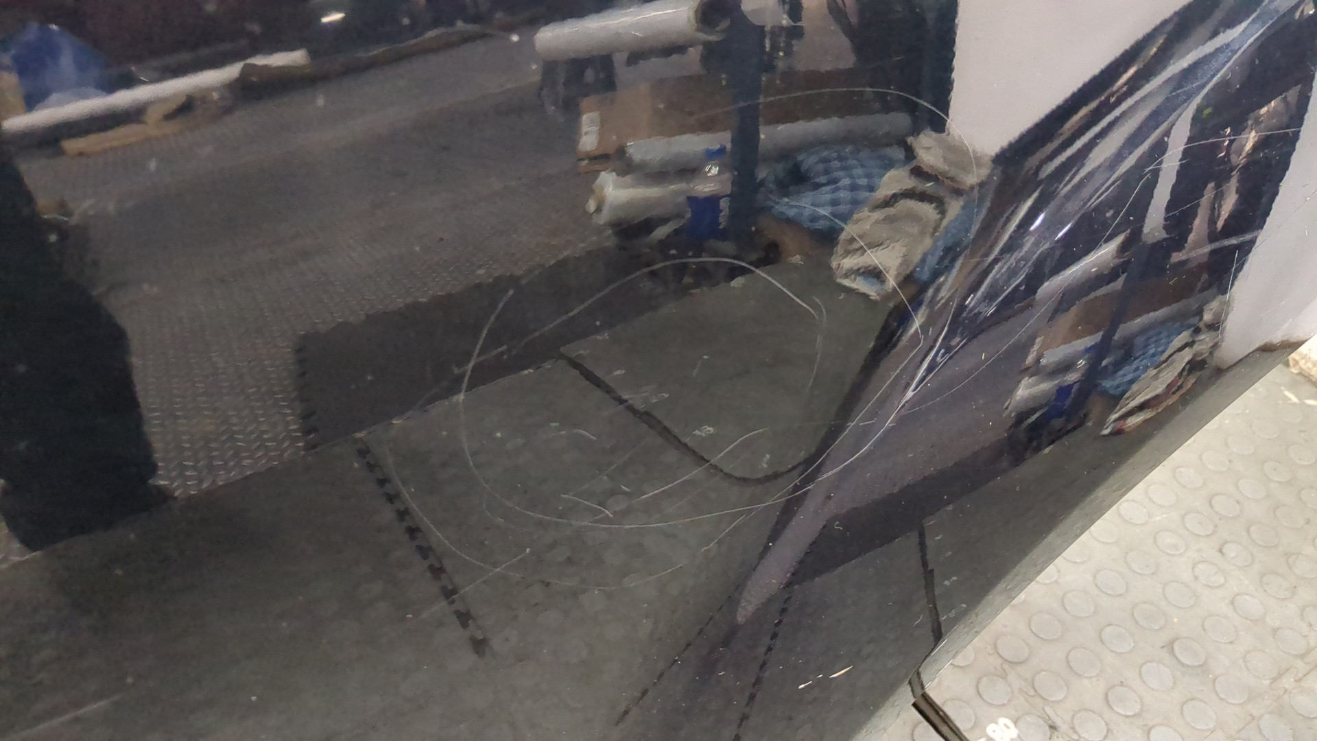 Дверь задняя левая