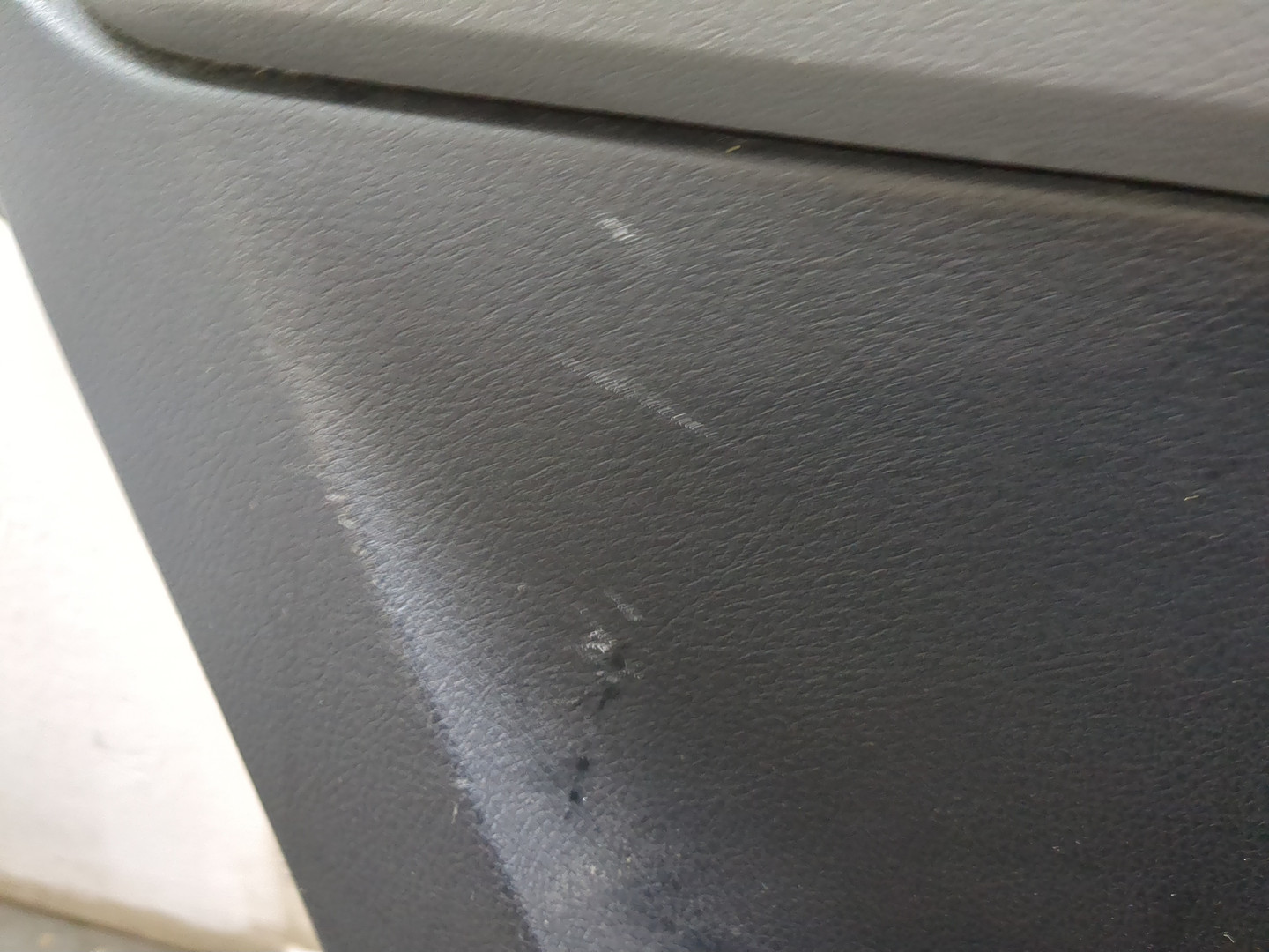 Дверь задняя левая