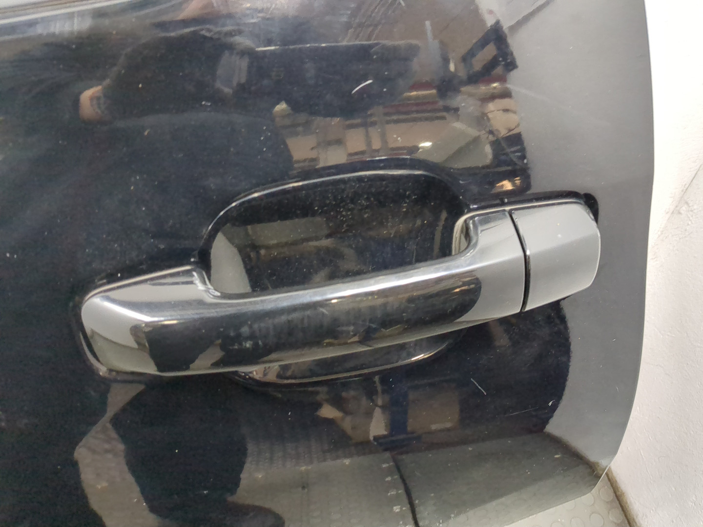 Дверь задняя левая