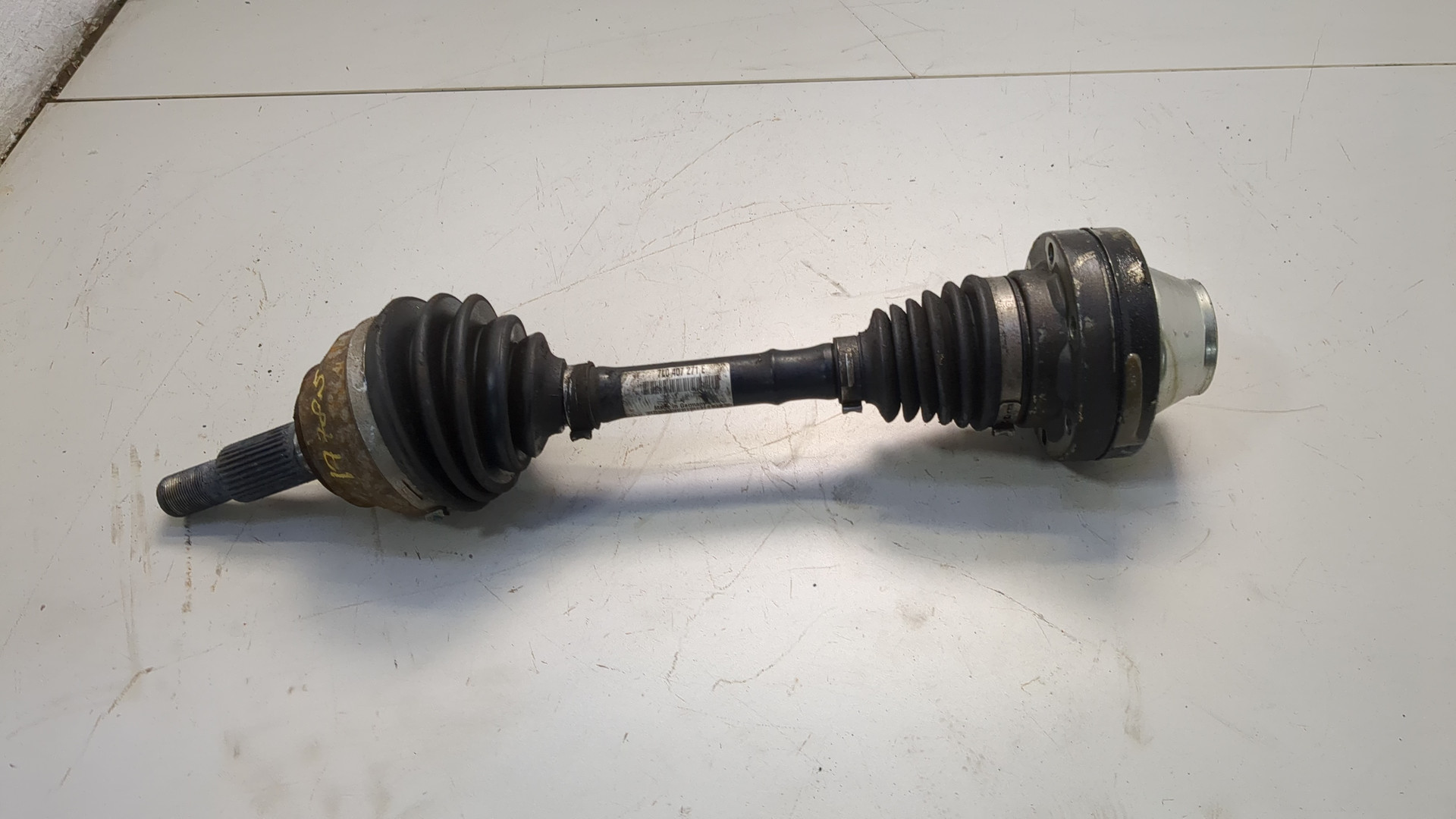 Полуось передняя