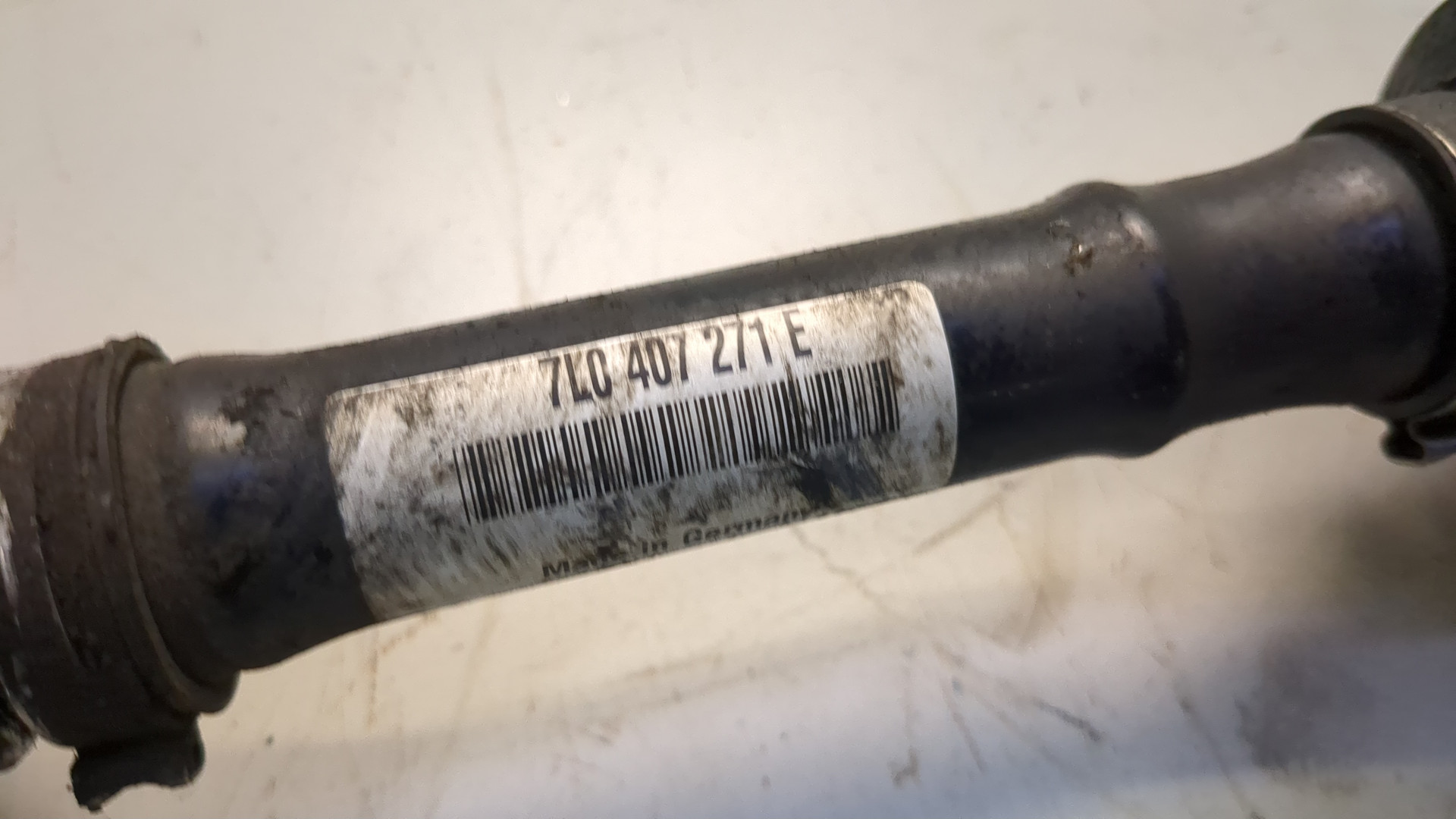 Полуось передняя