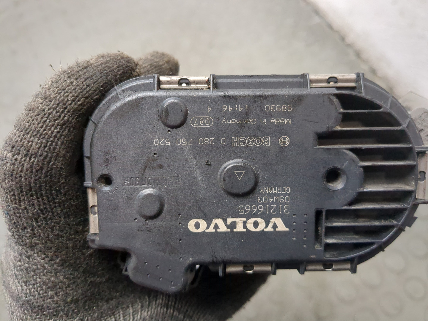 Заслонка дроссельная электрическая