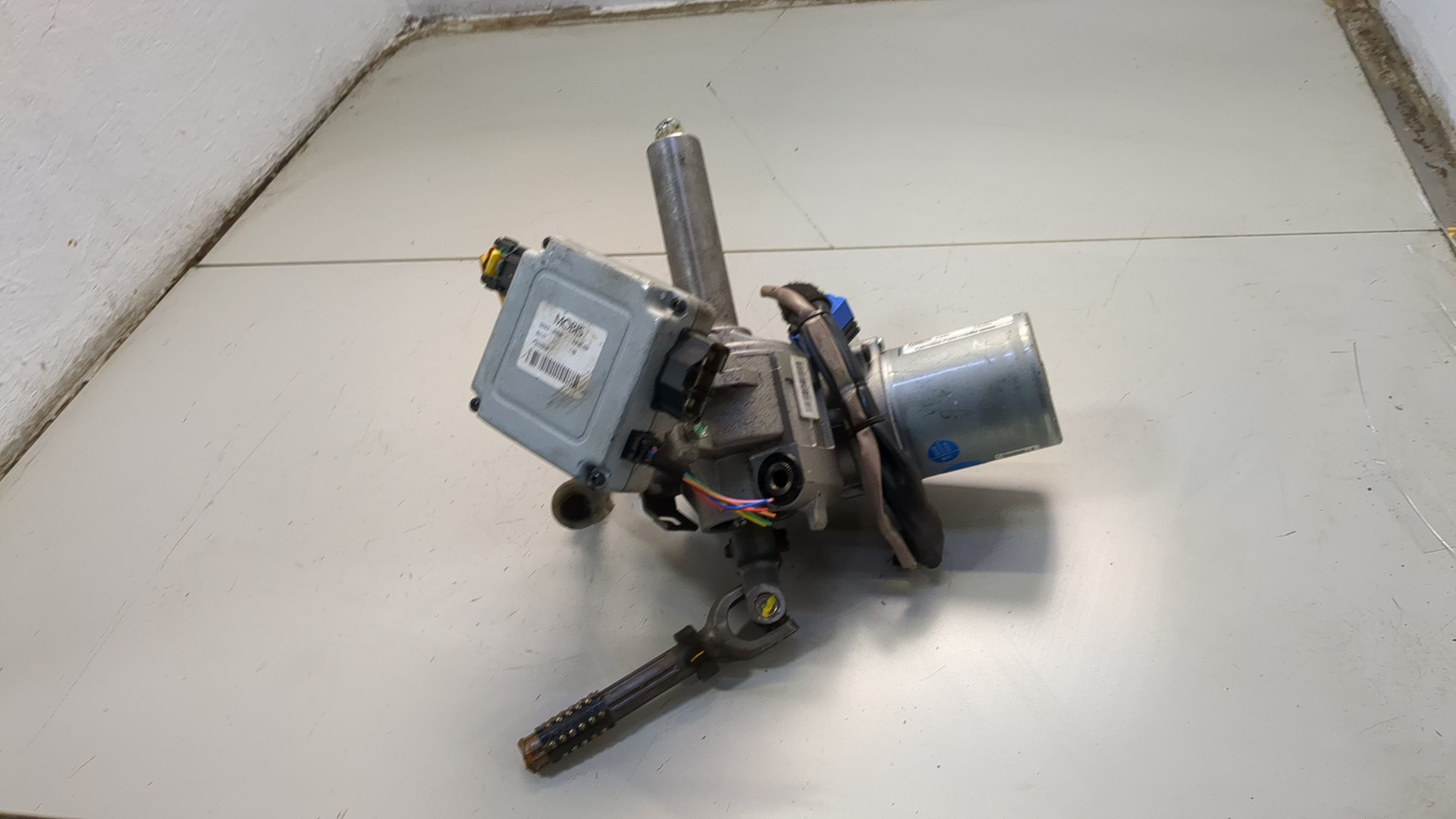 Серводвигатель рулевой рейки