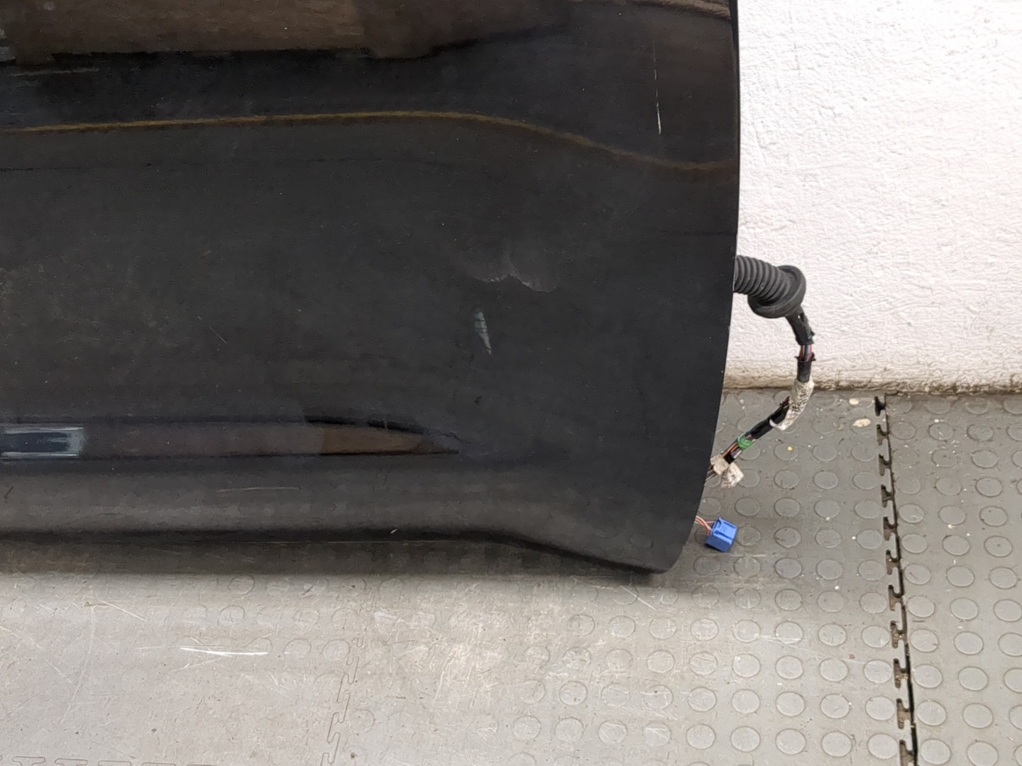 Дверь передняя правая