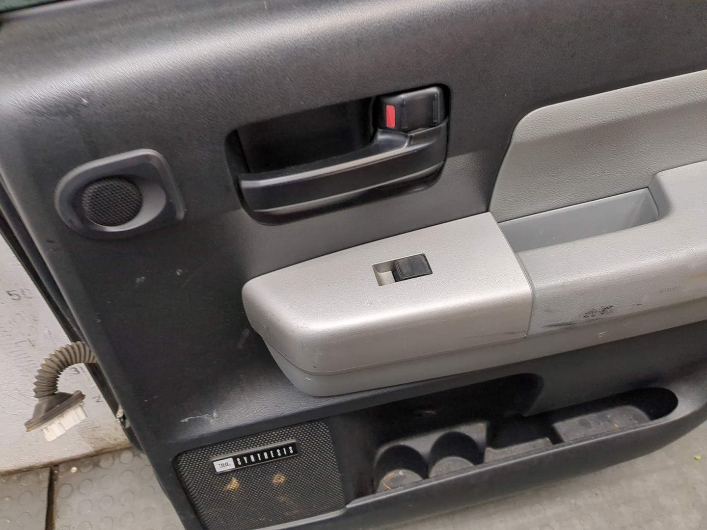 Дверь задняя правая