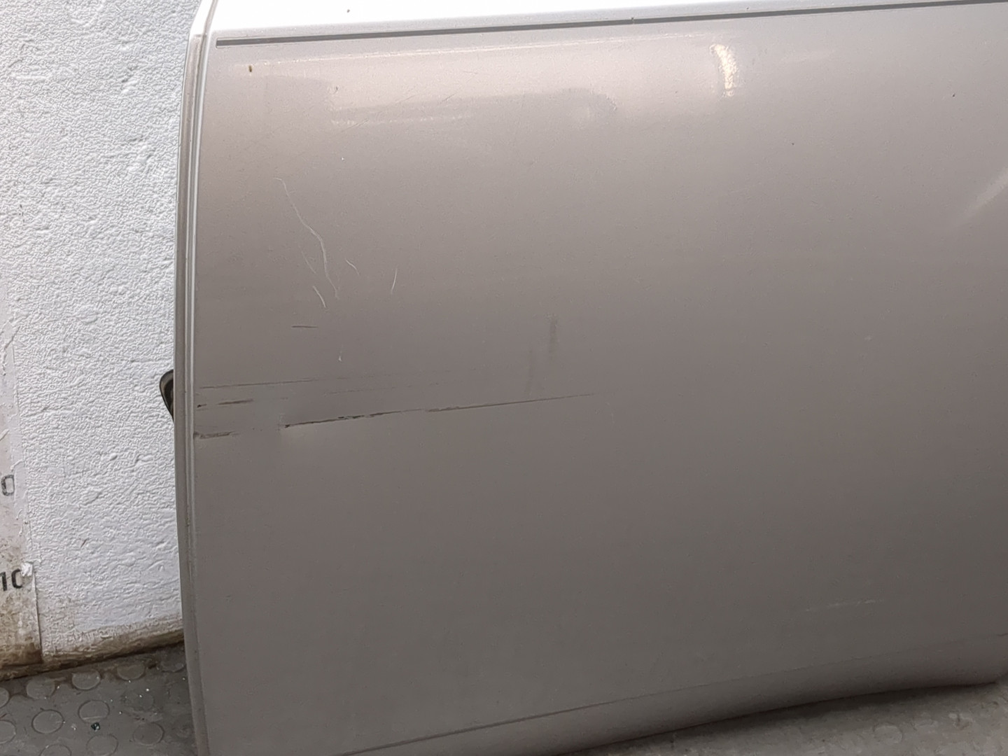 Дверь задняя левая