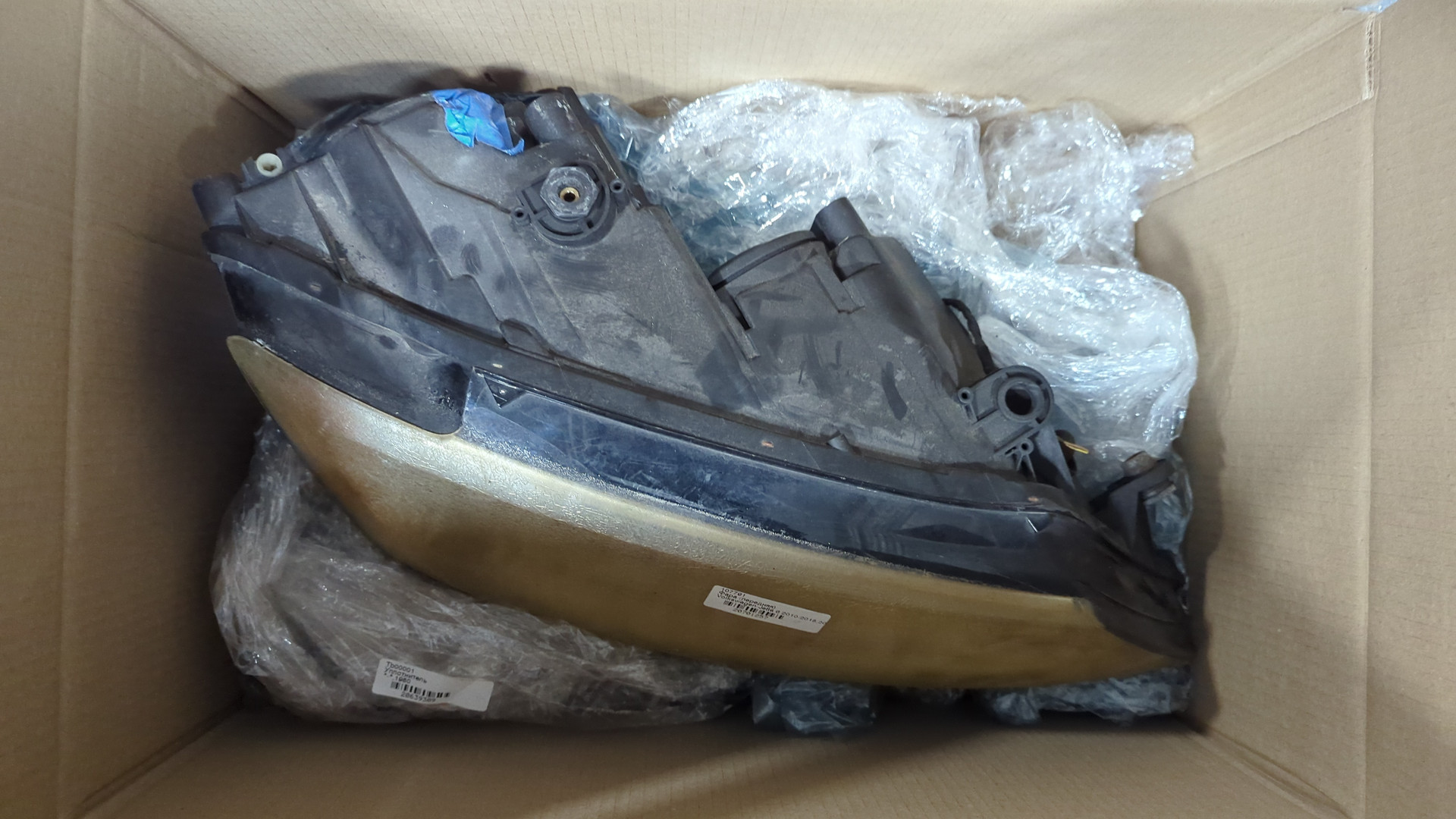 Фара правая