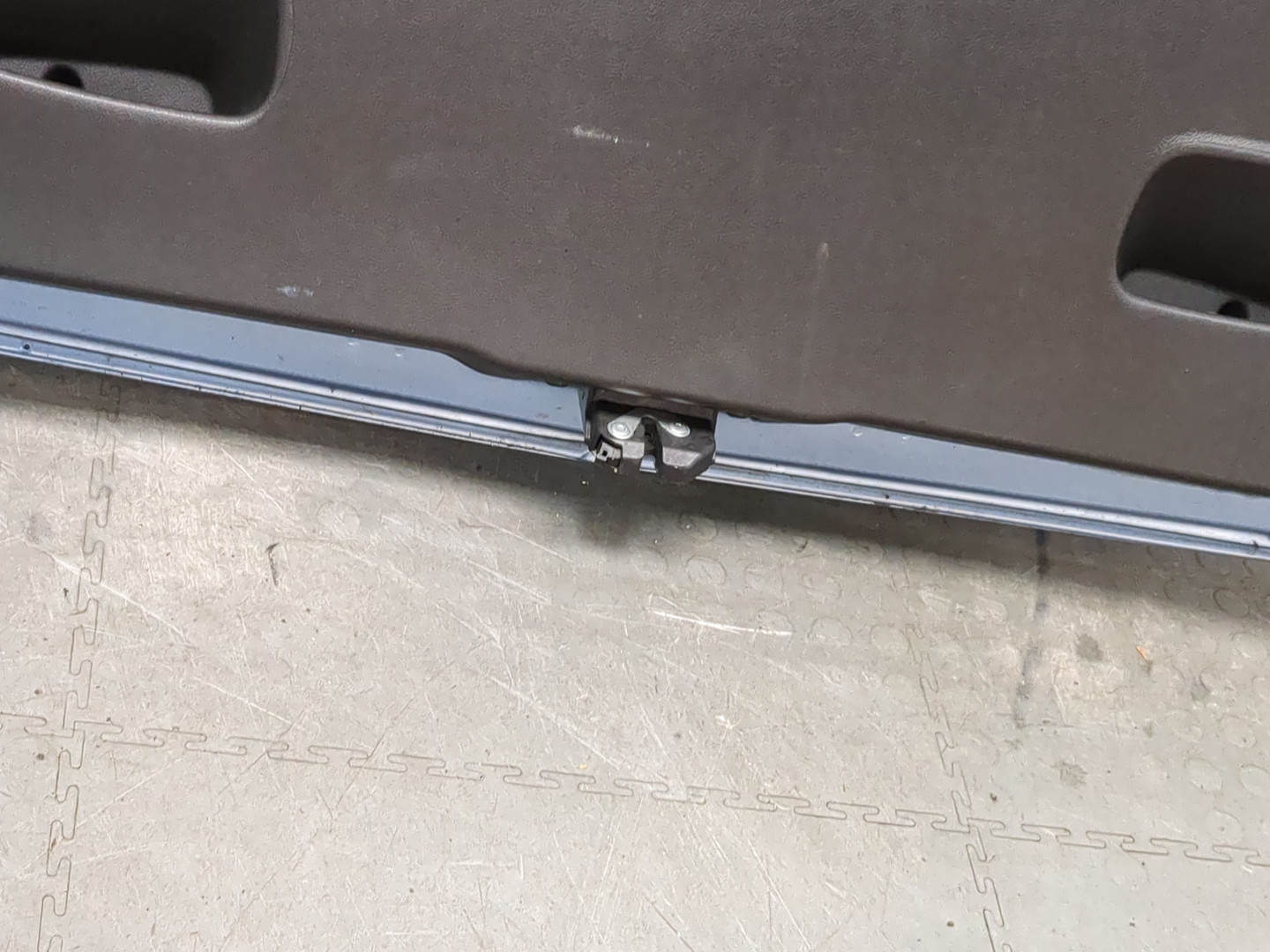 Дверь багажника