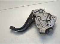  Педаль ручника Infiniti QX56 2010-2013 20701467 #2