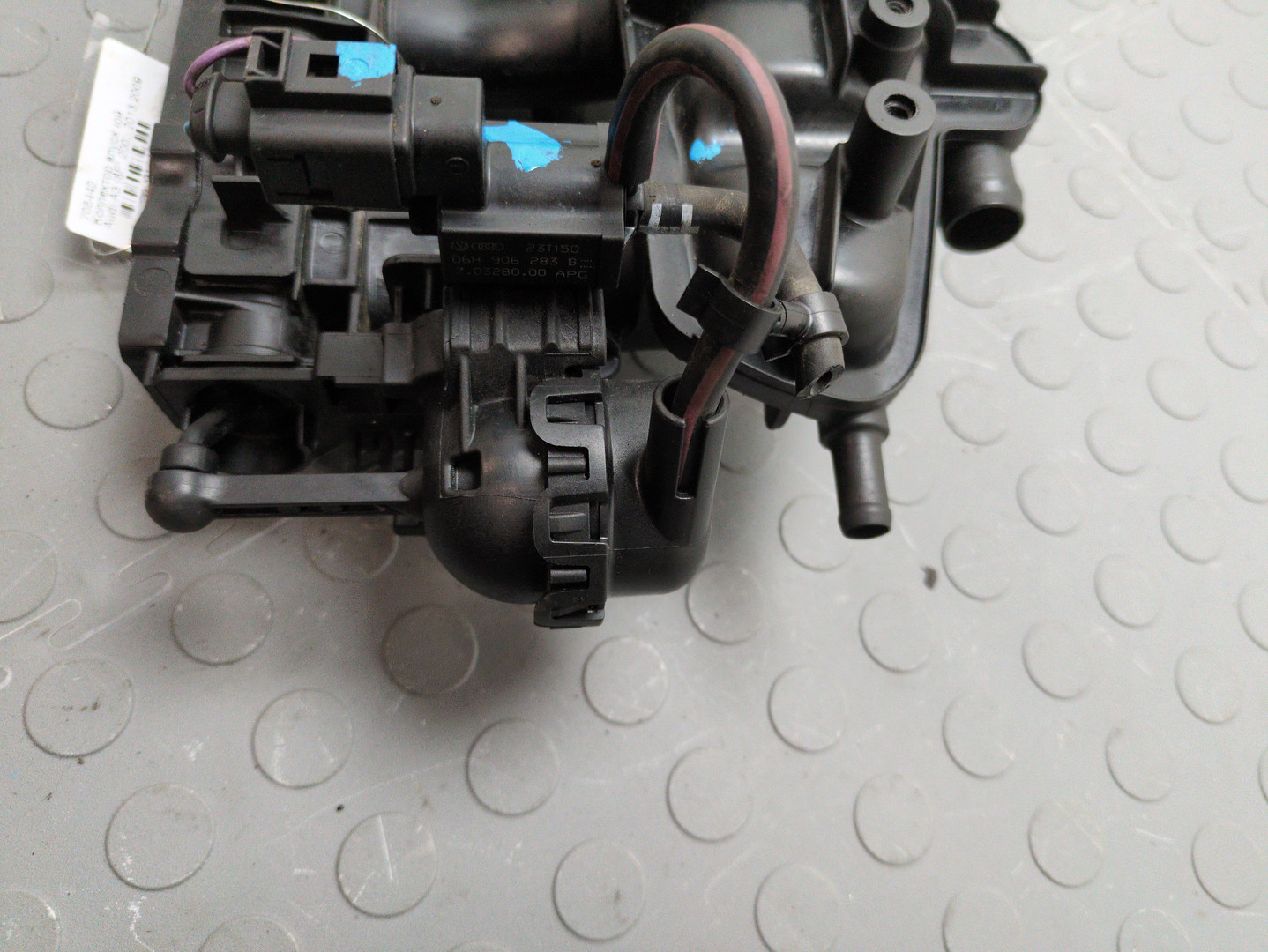 Коллектор впускной