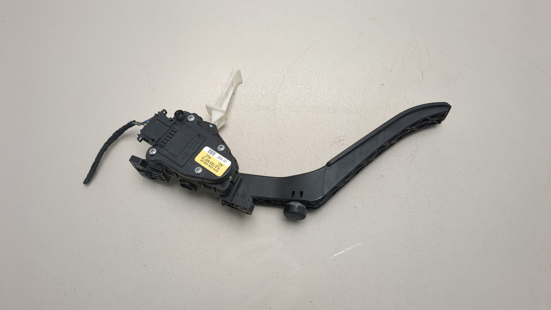 Педаль газа