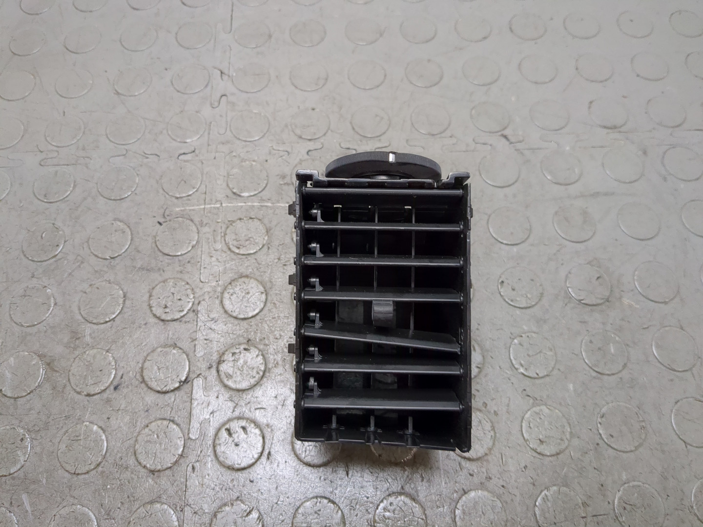 Дефлектор воздушный