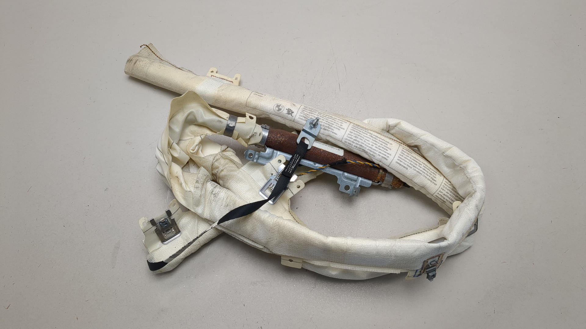 Подушка безопасности боковая (шторка)