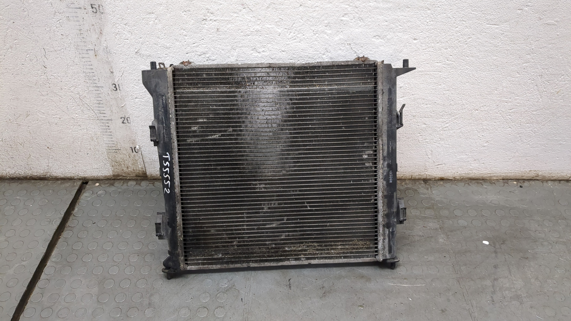 Радиатор охлаждения двигателя основной