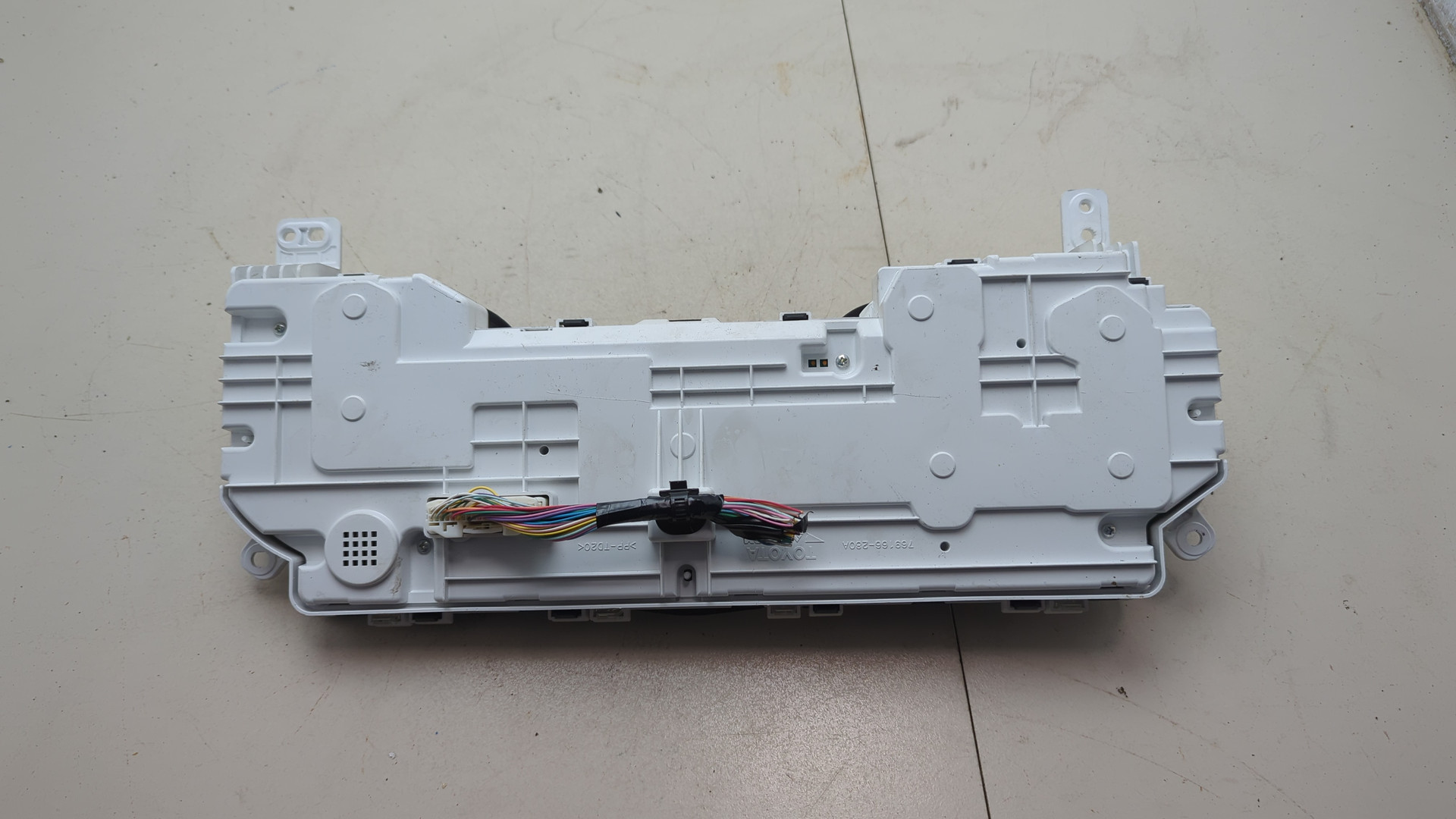 Панель приборов