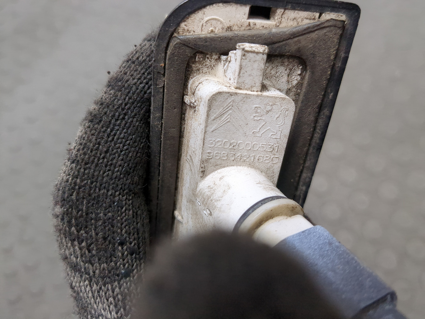 Фонарь подсветки номера