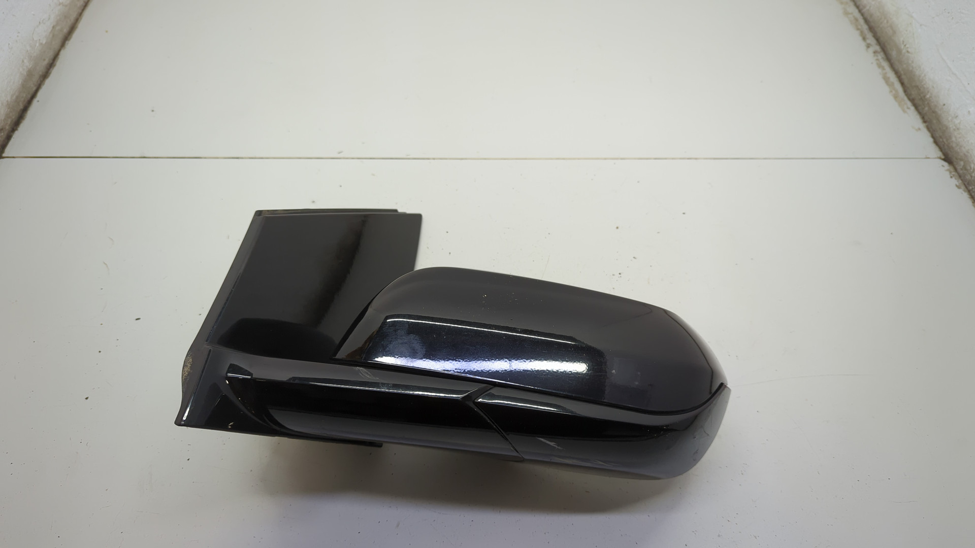 Зеркало левое электрическое